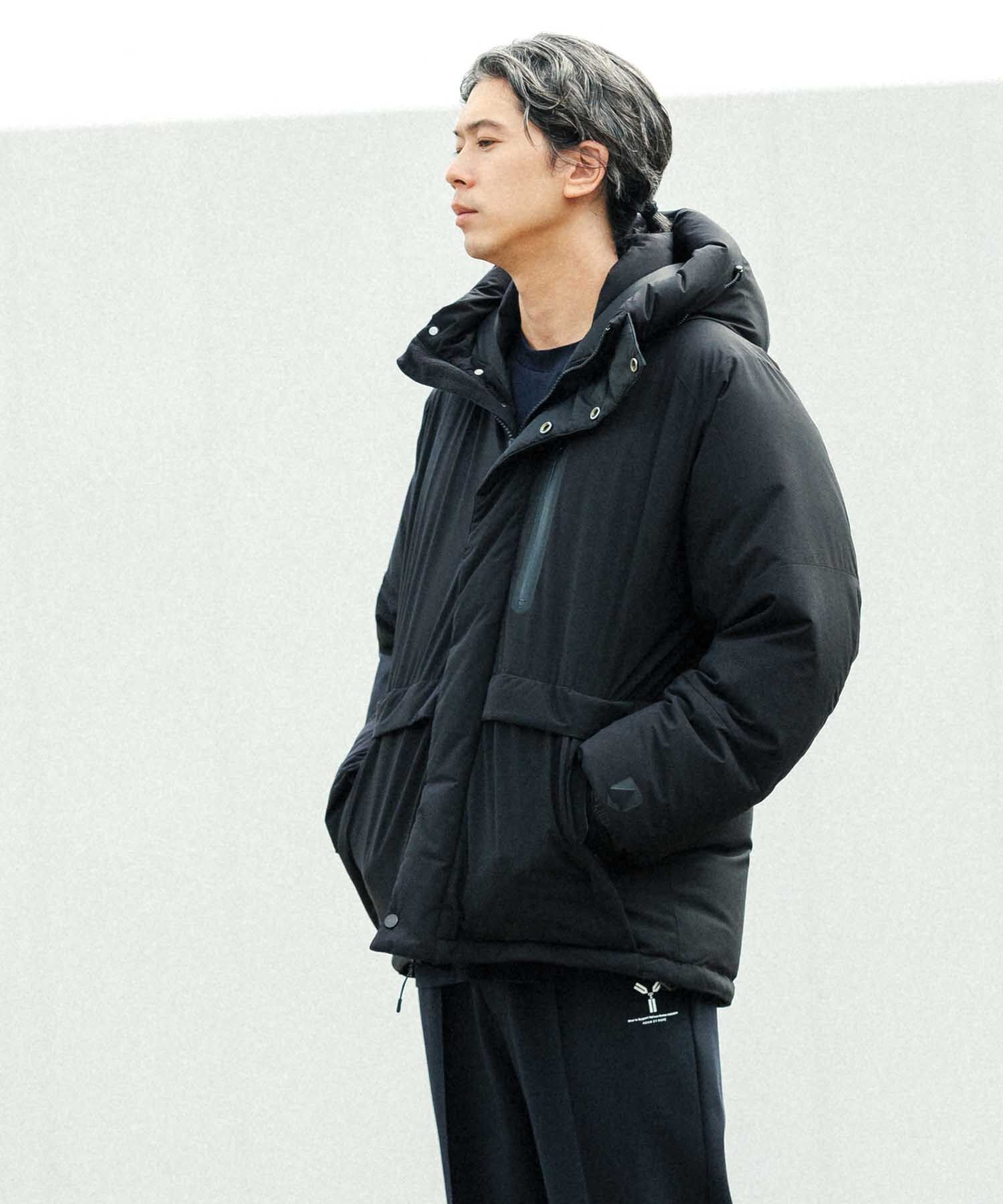 ADAM ET ROPE'「【ALLIED】700FP ショート フーディー ダウンジャケット / ユニセックス」|ダウン|ブラック(01)