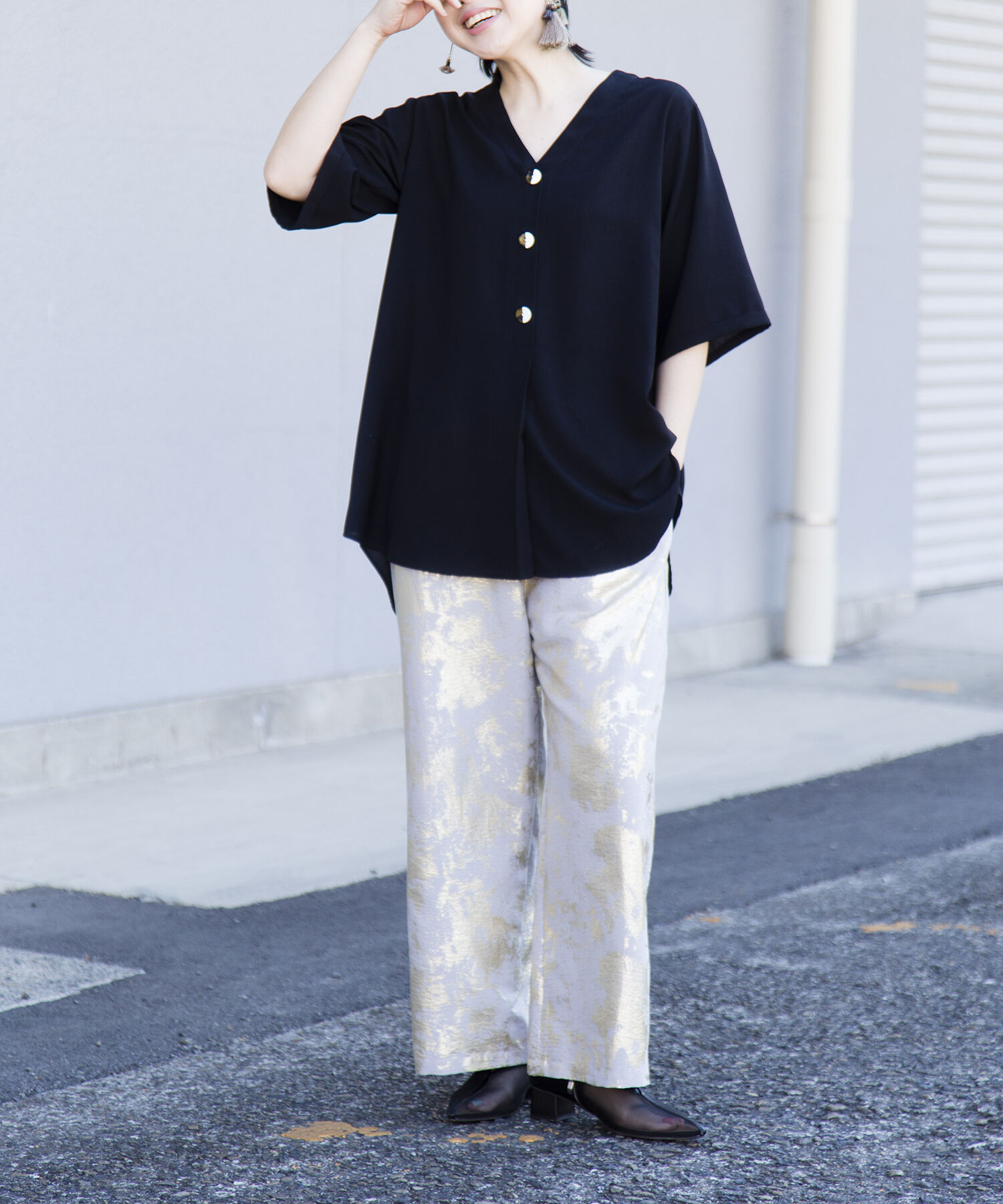  「【WEB限定アイテム】ﾊﾞｯｸﾀｯｸﾌﾞﾗｳｽ」|シャツ・ブラウス|