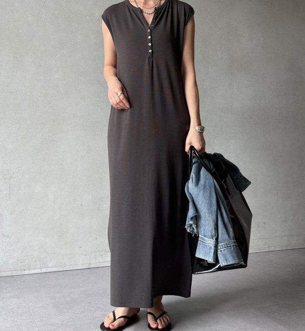  「【WEB限定】テレコヘンリーネックワンピース」|ワンピース|チャコールグレー
