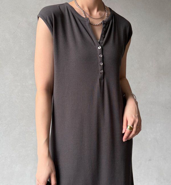  「【WEB限定】テレコヘンリーネックワンピース」|ワンピース|