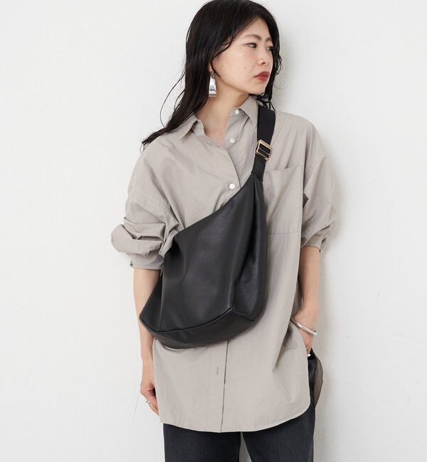  「ソフトレザーラウンドビッグショルダーバッグ」|ショルダー・メッセンジャー|