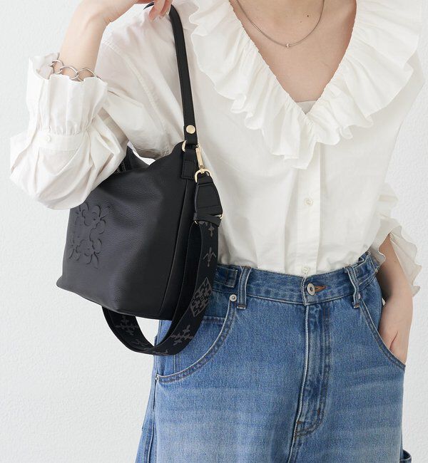  「《WEB限定》スタンダードミニショルダーバッグ <エンボスモノグラム>」|ショルダー・メッセンジャー|