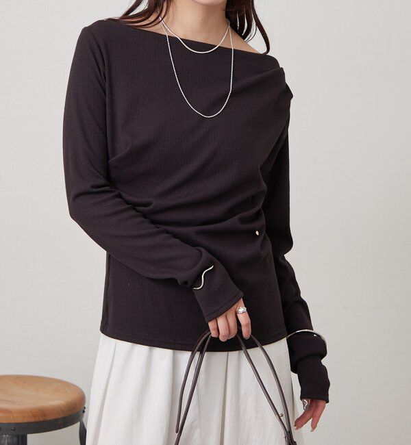  「チャーム付きオフショルリブロングTシャツ」|Tシャツ・カットソー|