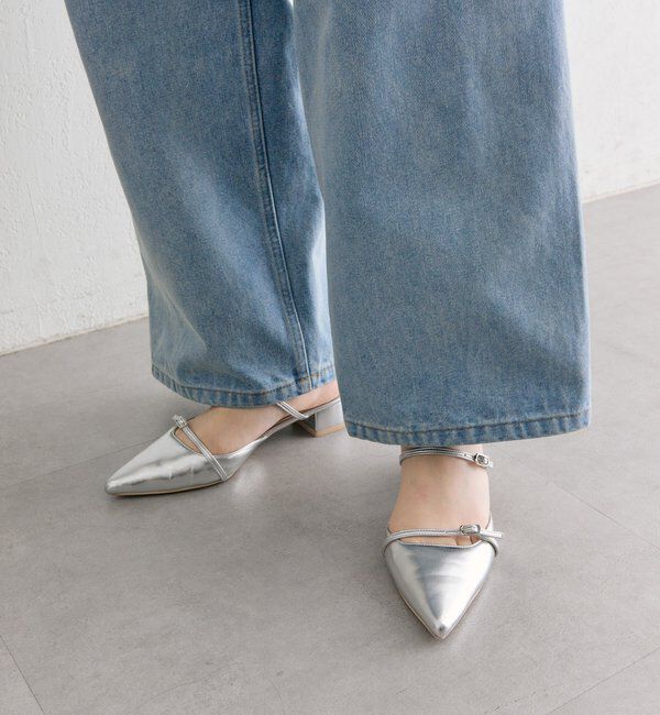  「ポインテッドトゥストラップパンプス」|パンプス|