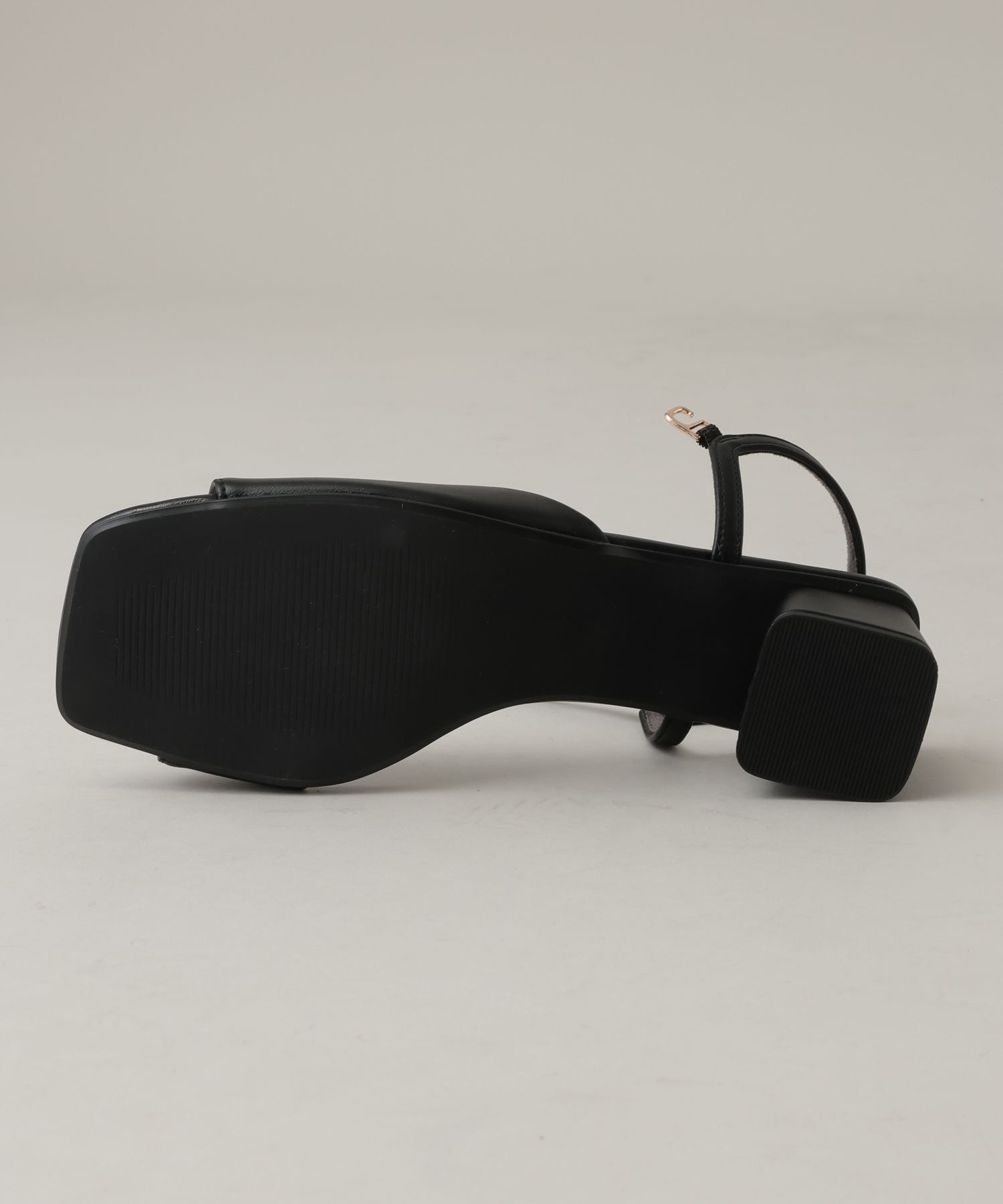 A part by 「スクエアヒールサンダル」|サンダル|