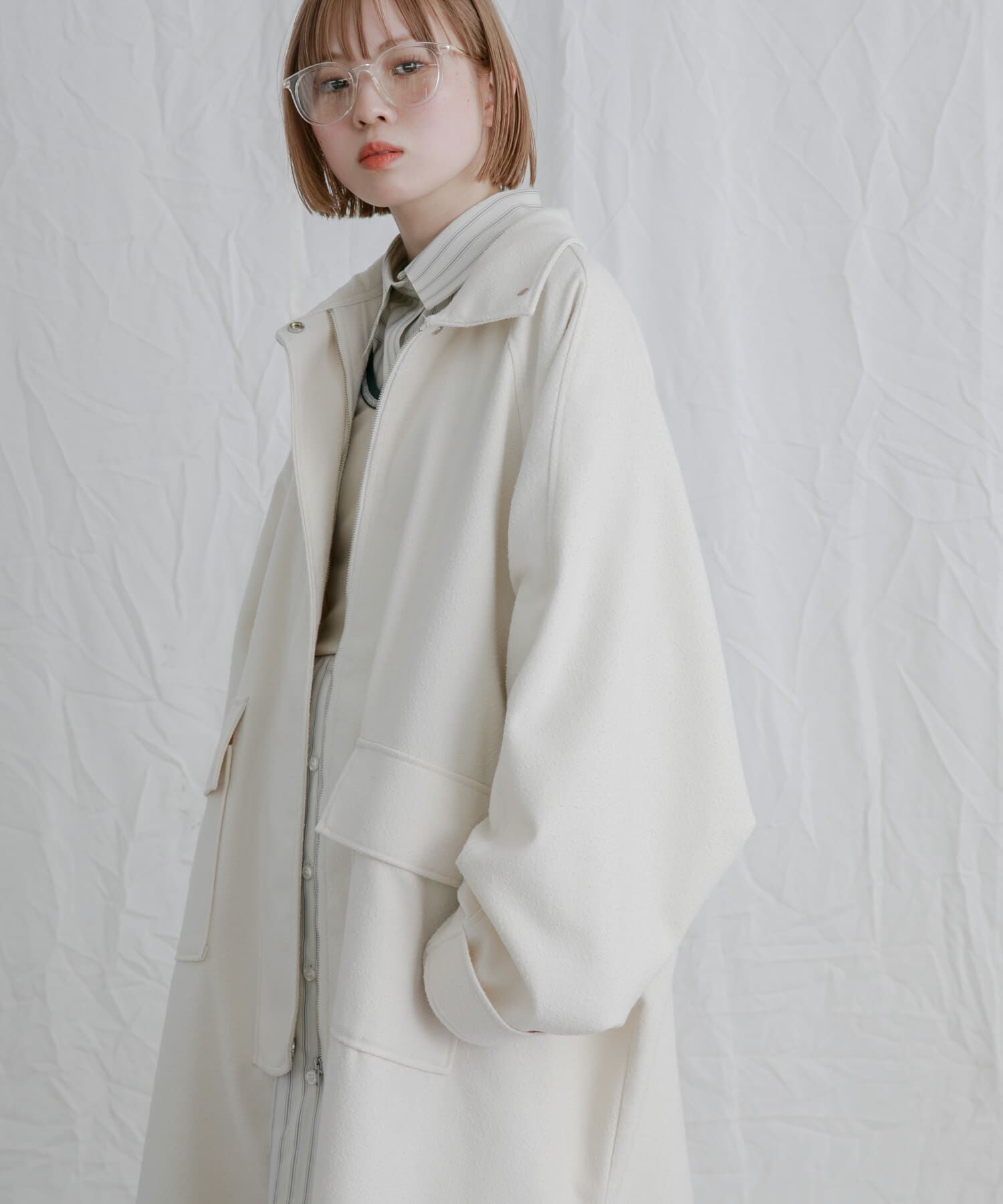  「スタンドカラーブークレコート」|ノーカラーコート|