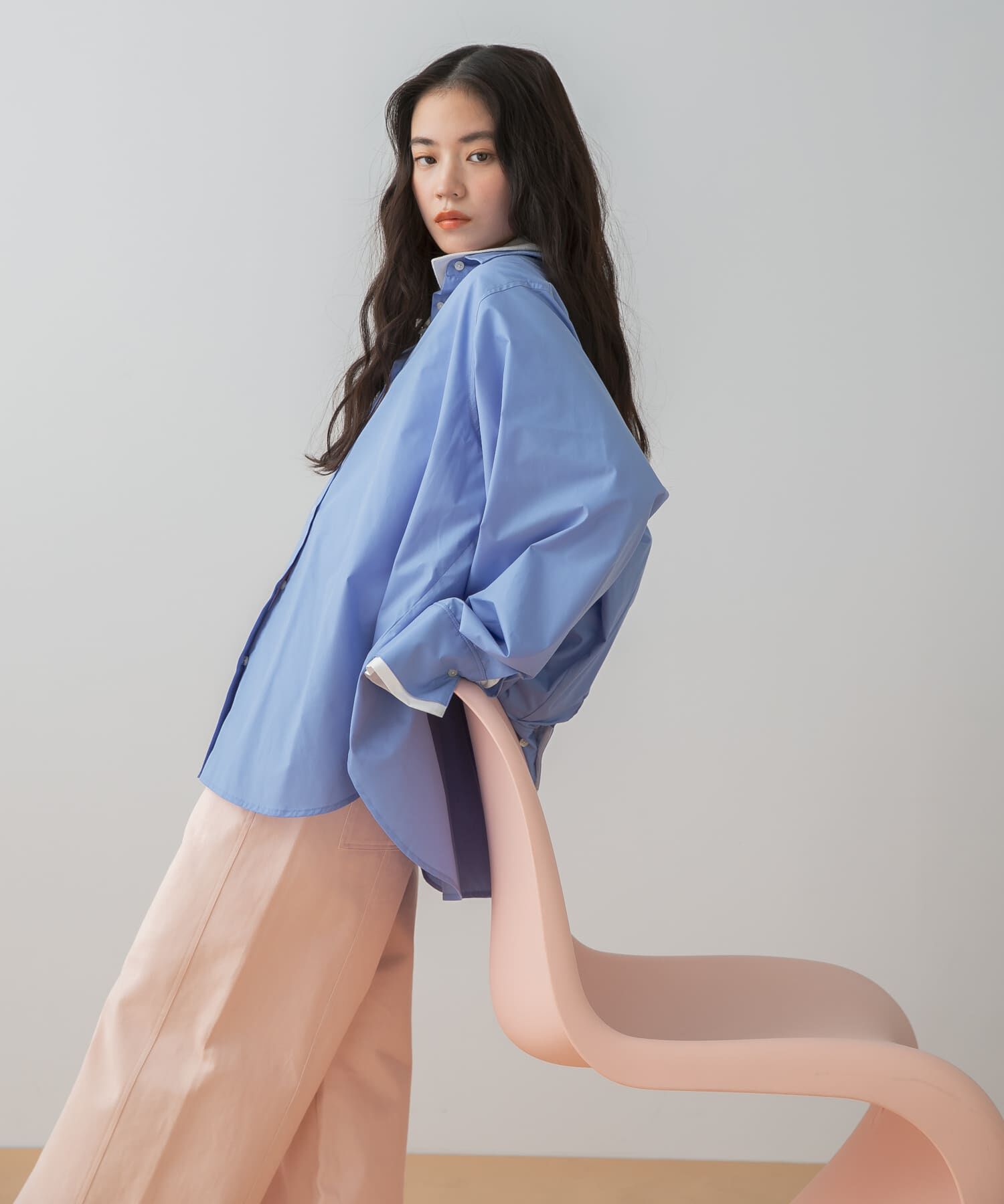 SENSE OF PLACE by URBAN RESEARCH「『イージーケア』レイヤードカフスルーズシャツ」|シャツ・ブラウス|ライトブルー