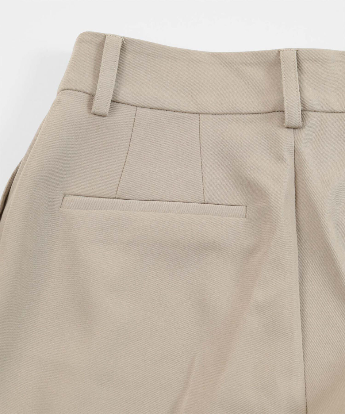 ur's「1タックセンタープレスワイドパンツ」|スラックス|