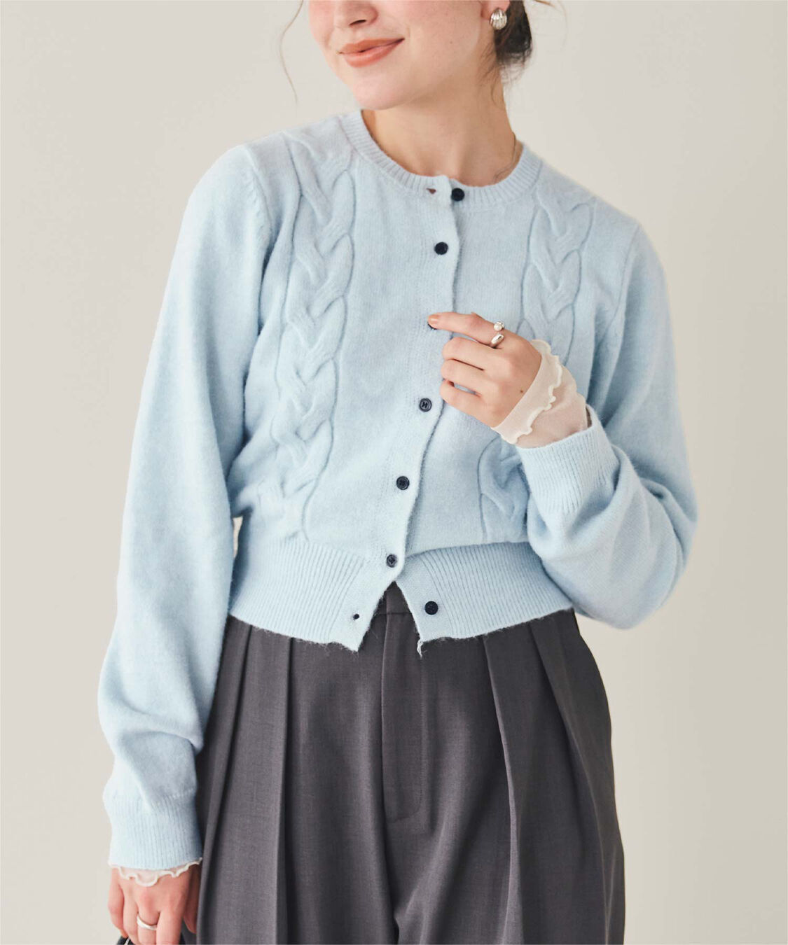 titivate「【いつきさんコラボアイテム】ケーブルデザインニットカーディガン」|ニット・セーター|