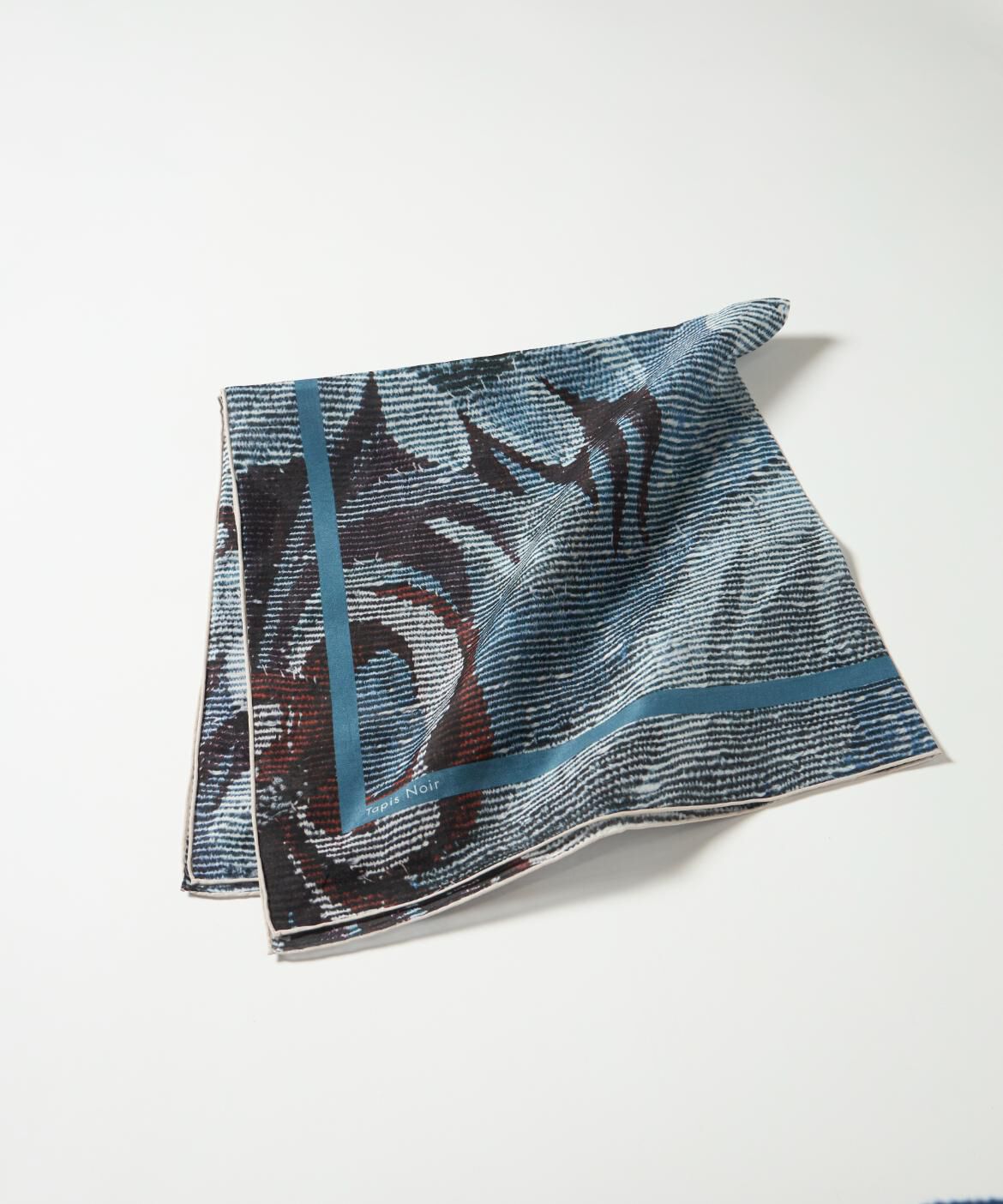 INED「《FAVORITE》Light Blue Tapestry スカーフ《Tapis Noir》」|ストール|ブルー1