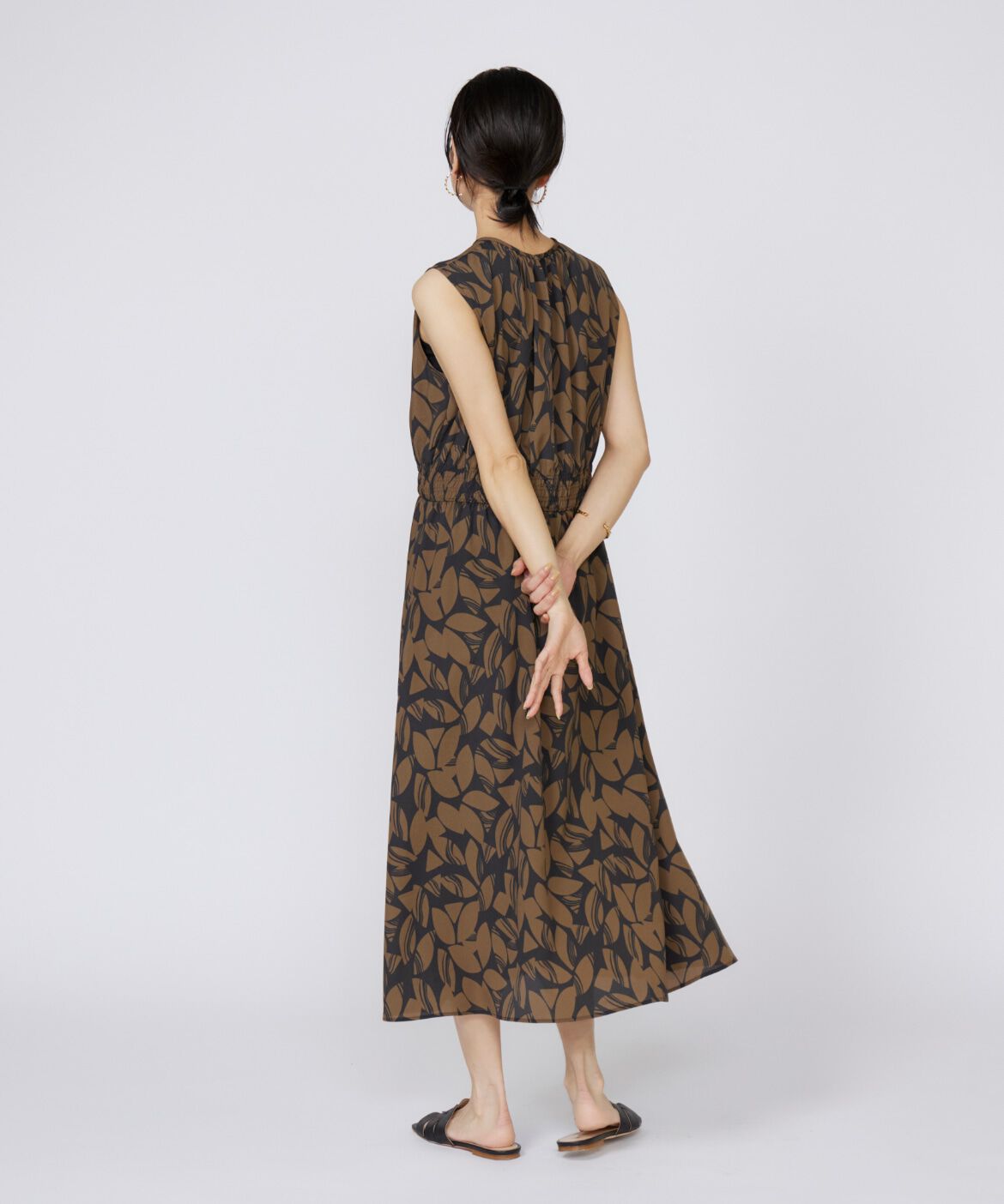 INED「ノースリーブプリントワンピース」|ワンピース|