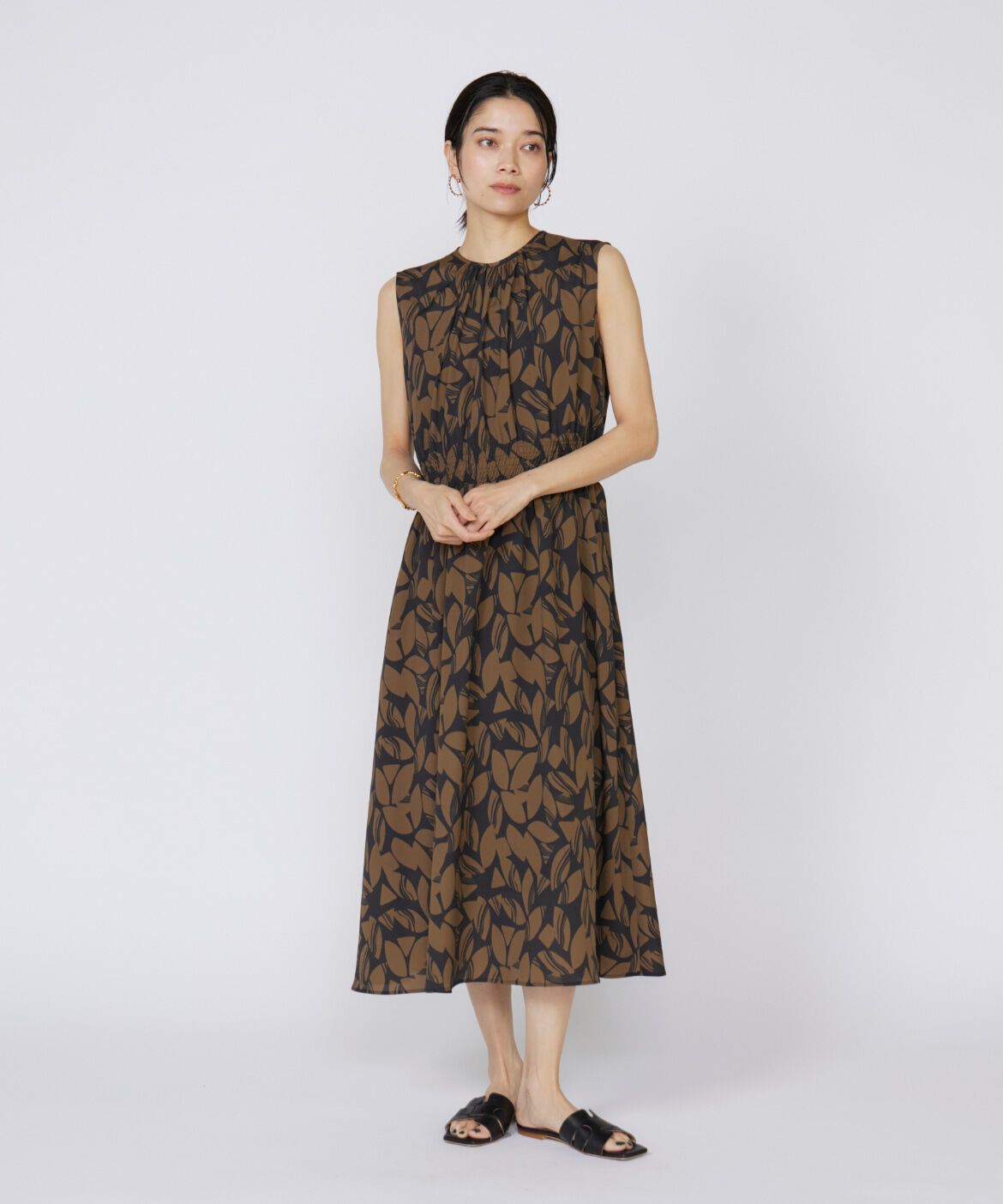 INED「ノースリーブプリントワンピース」|ワンピース|