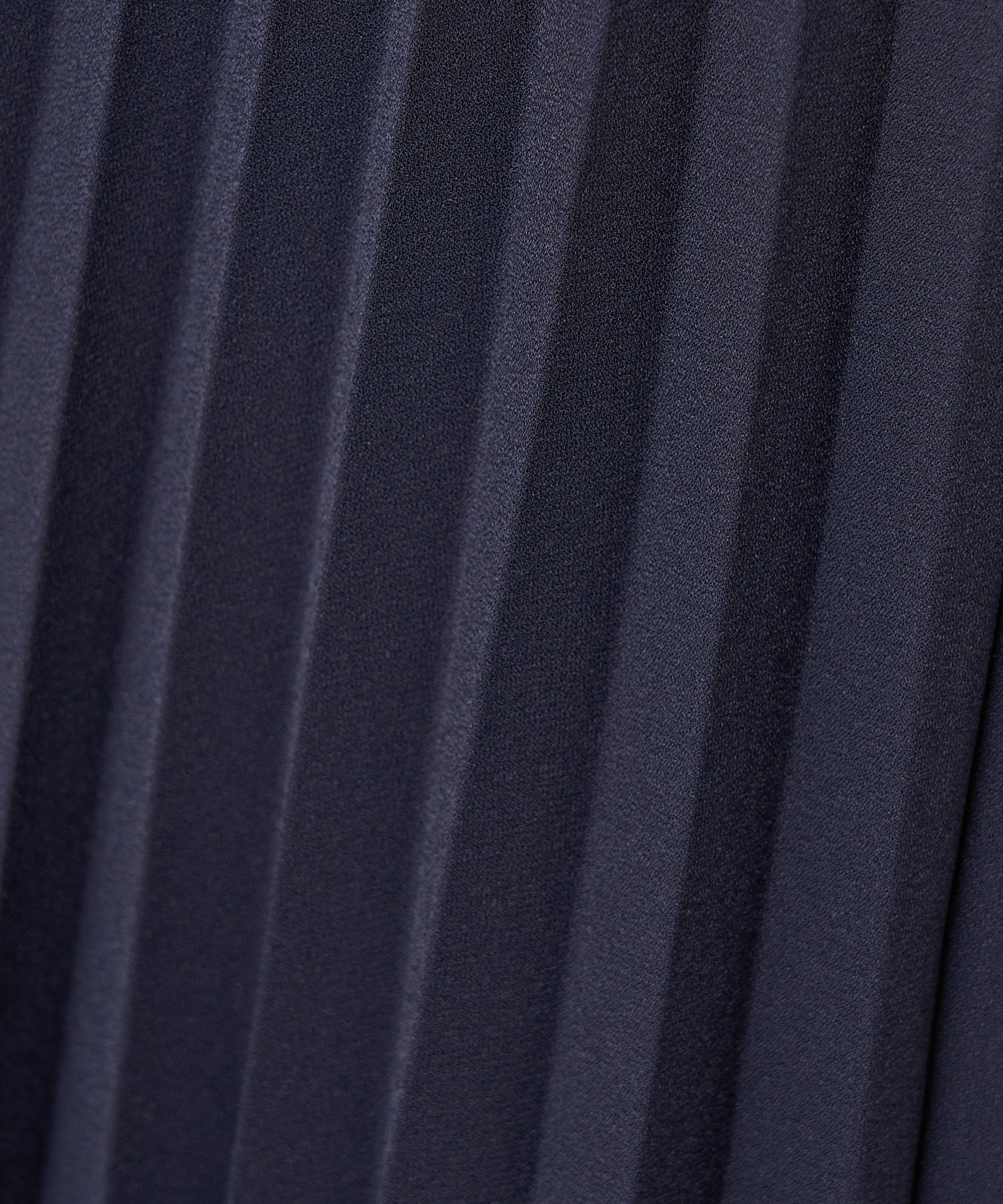 INED「ボウタイ付きプリーツワンピース」|ワンピース|