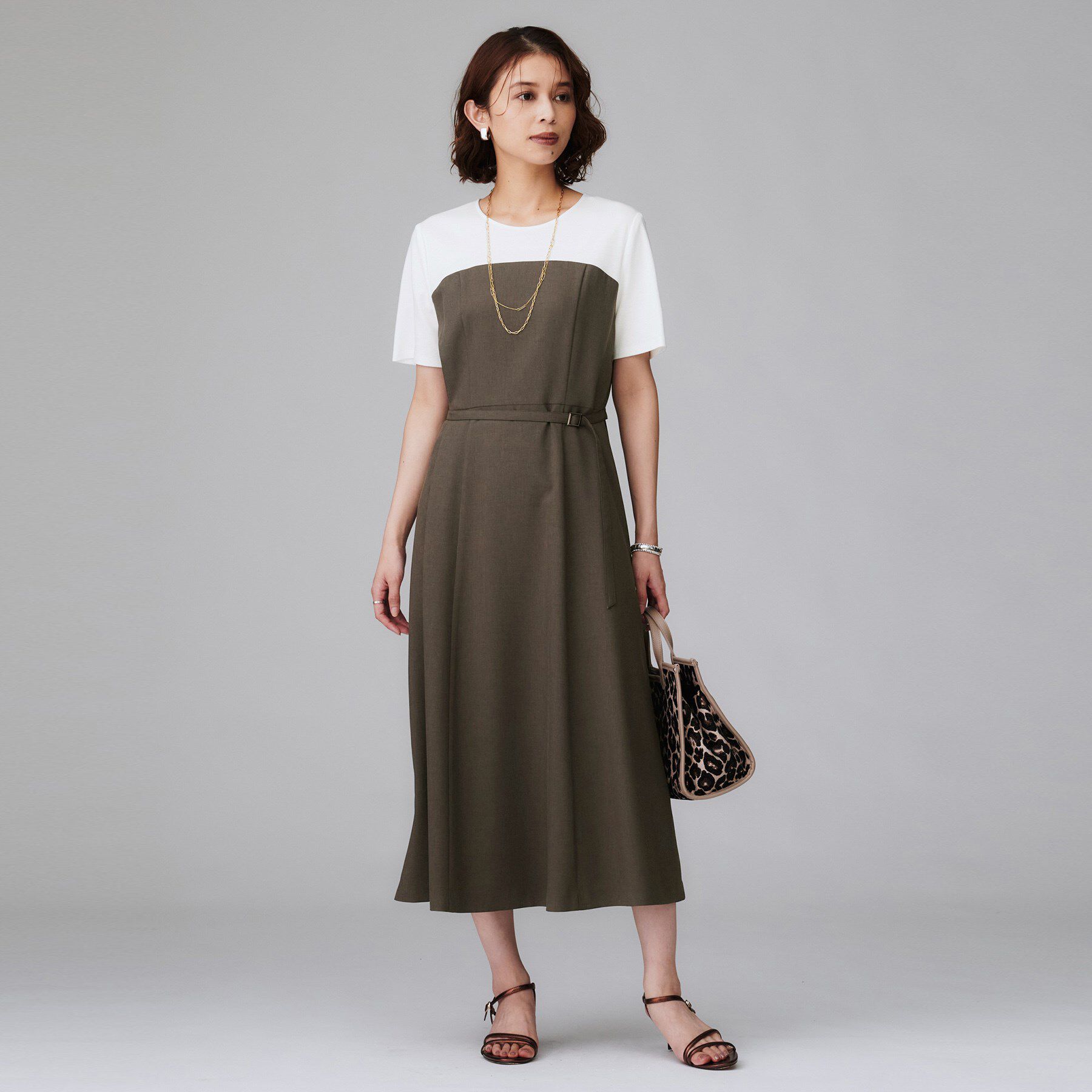 UNTITLED「【きれいめカジュアル/セミフレア】異素材ドッキングワンピース」|ワンピース|