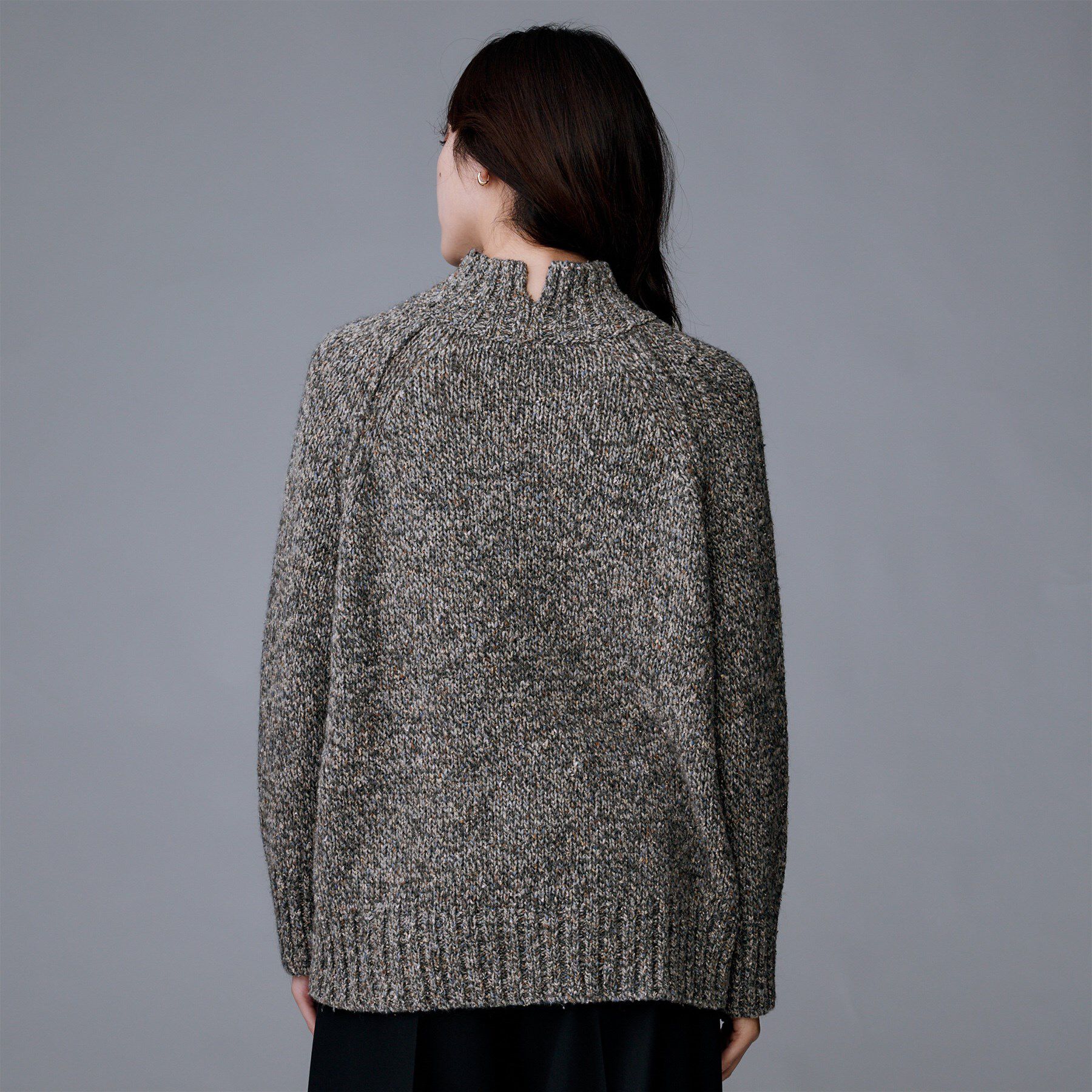 UNTITLED「【ゆったりサイズ】シルクネップ　ボトルネックニット」|ニット・セーター|