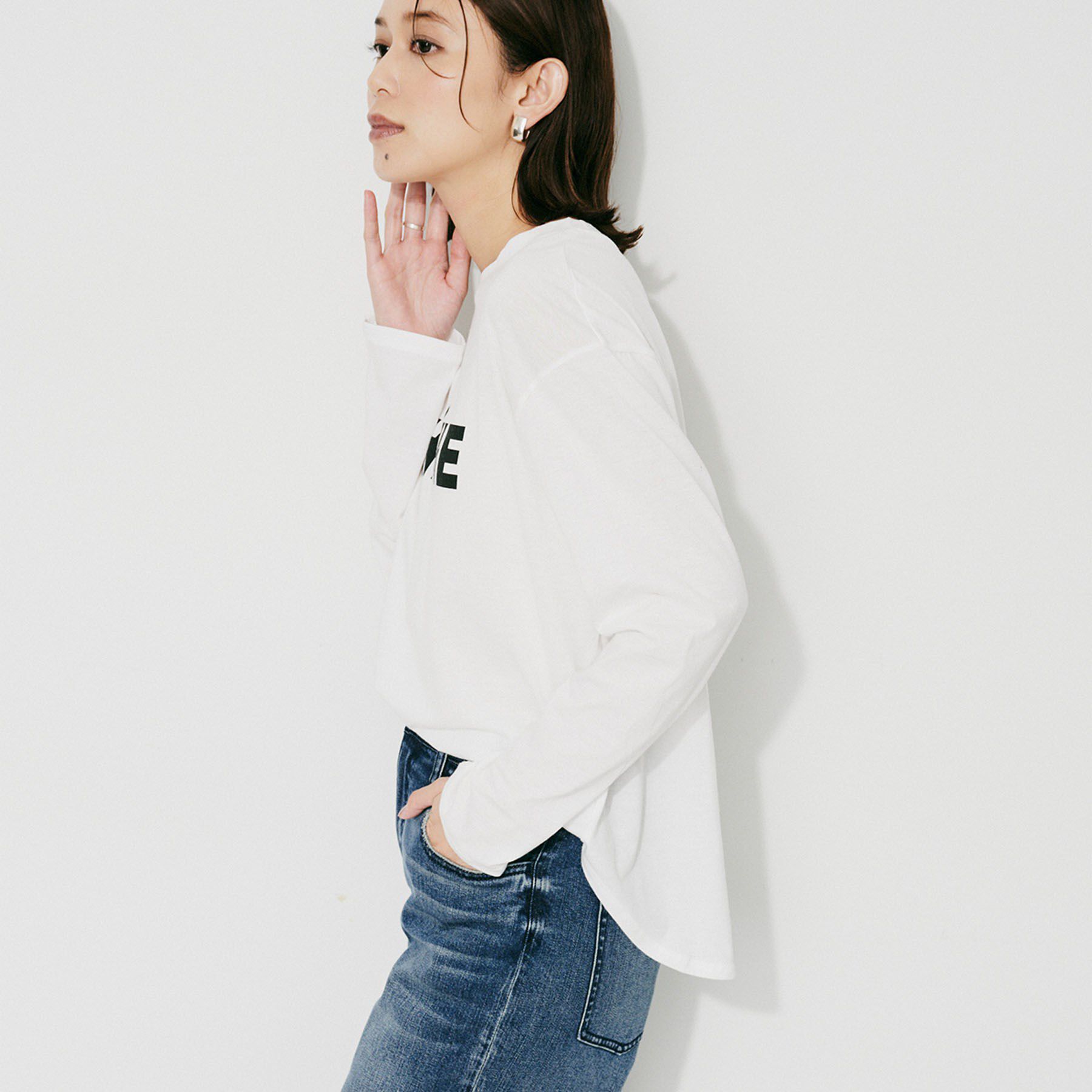 UNTITLED「【CHIGNON】CHERIE シンプルロゴTシャツ」|Tシャツ・カットソー|