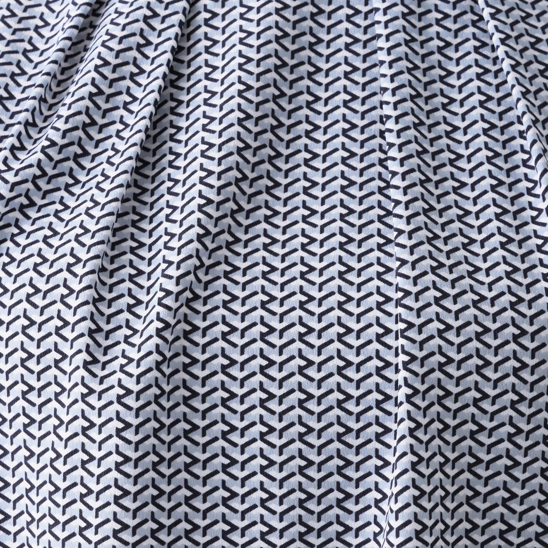 UNTITLED「【洗える/お仕事着】ジオメトリック ハイネックブラウス」|シャツ・ブラウス|