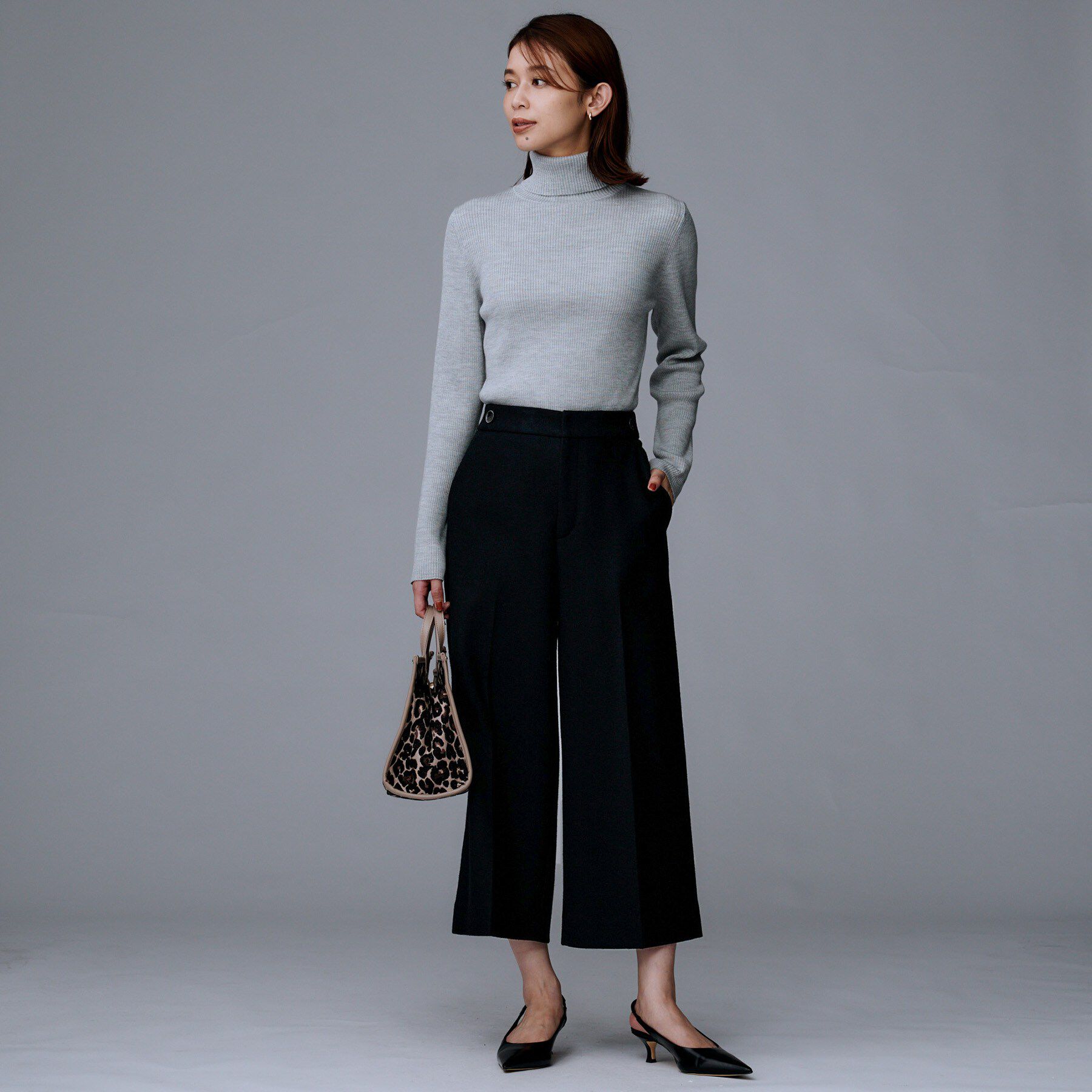 UNTITLED「【後ろウエストゴム】ミルドスムースクロップドワイドパンツ」|その他|