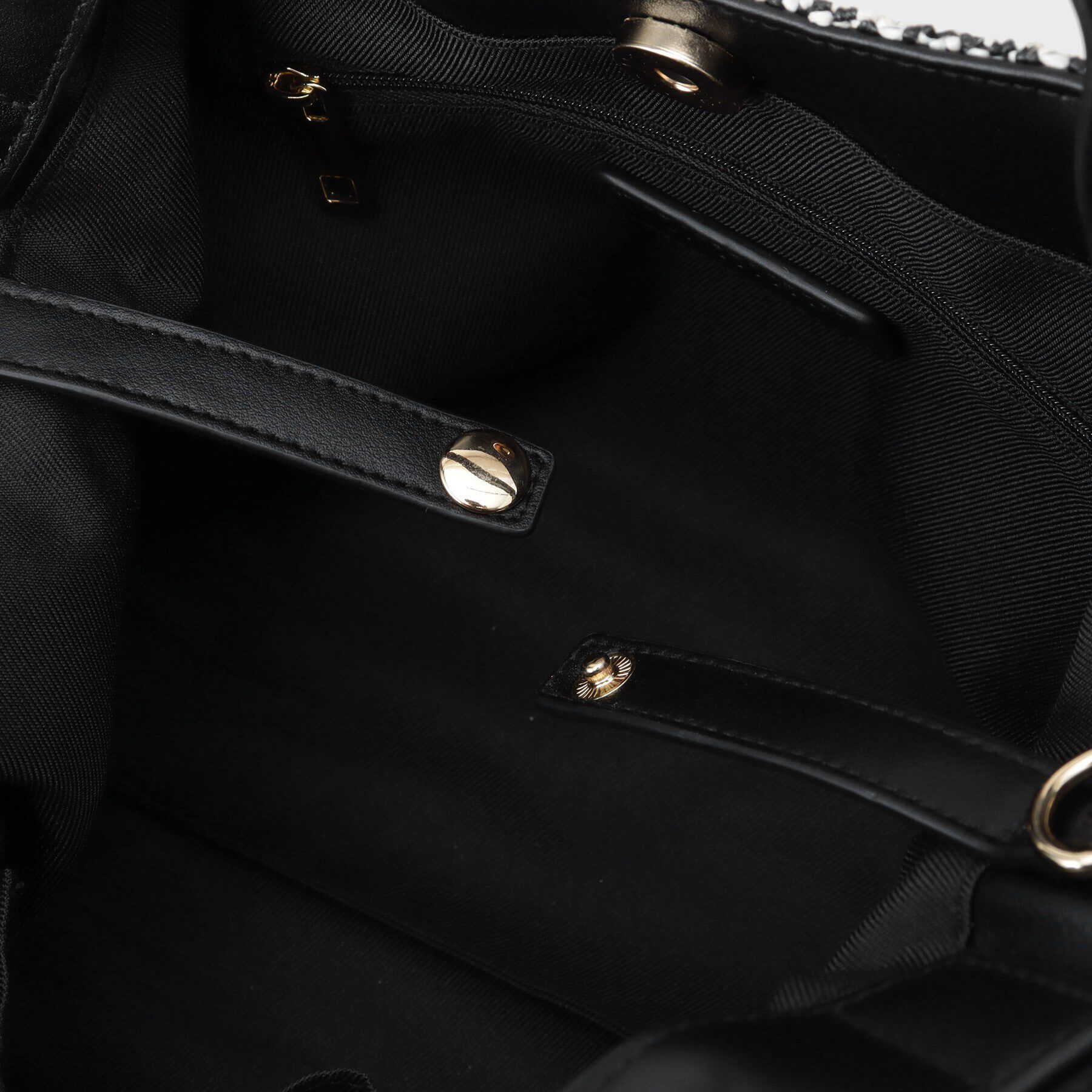 UNTITLED「【新素材追加】ミニメッシュショルダー」|ショルダー・メッセンジャー|