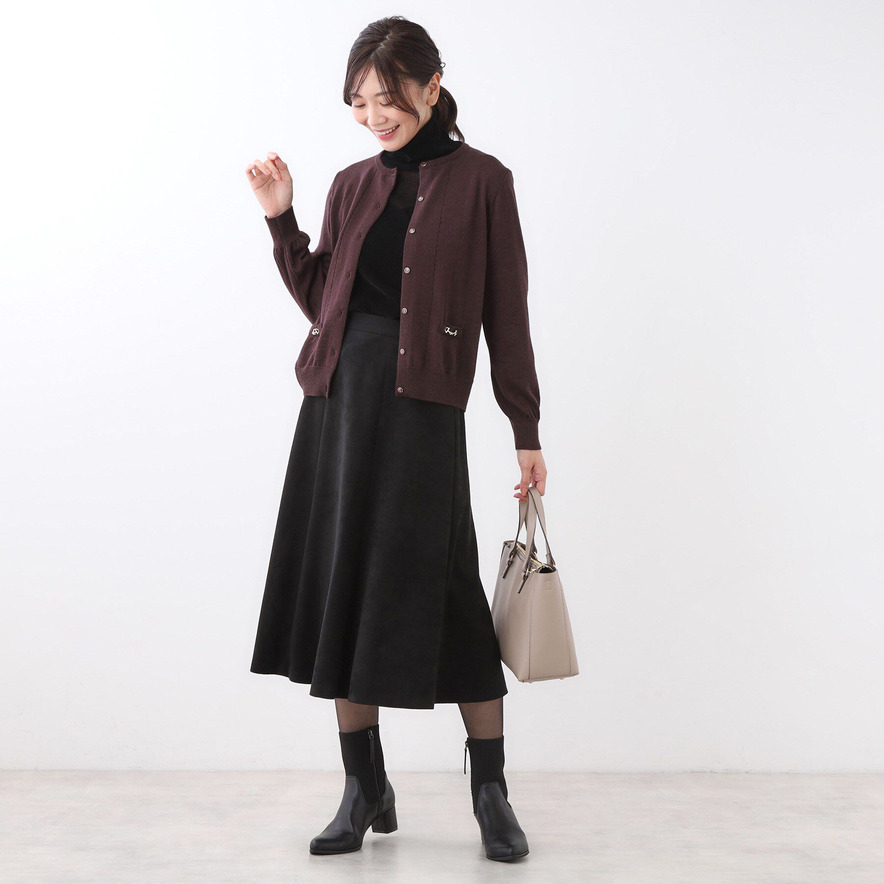 Reflect「【WEB先行カラーあり／軽い羽織に◎／アンサンブル可】透かし柄カーディガン」|カーディガン|