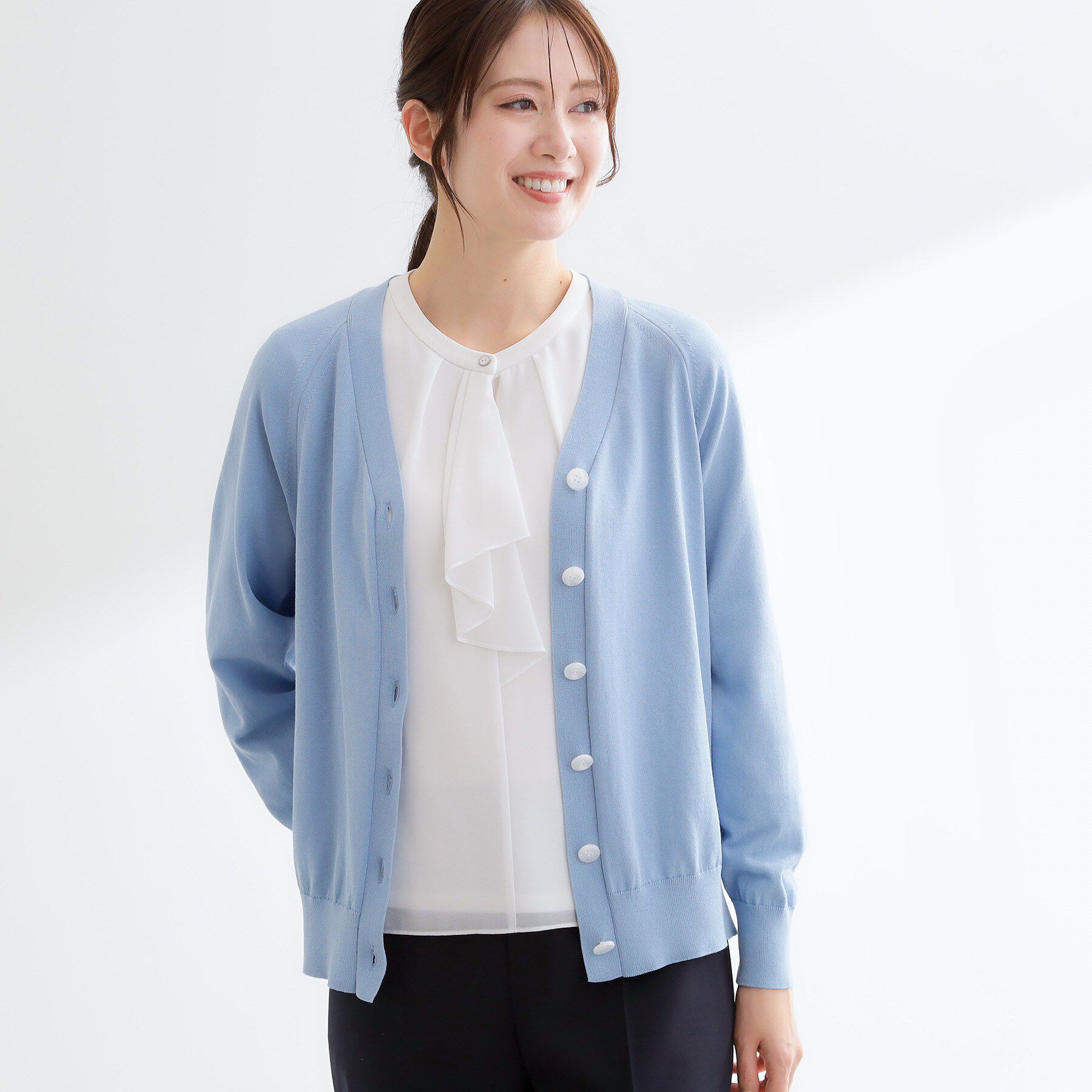 Reflect「ハイゲージVネックカーディガン」|カーディガン|サックスブルー(09