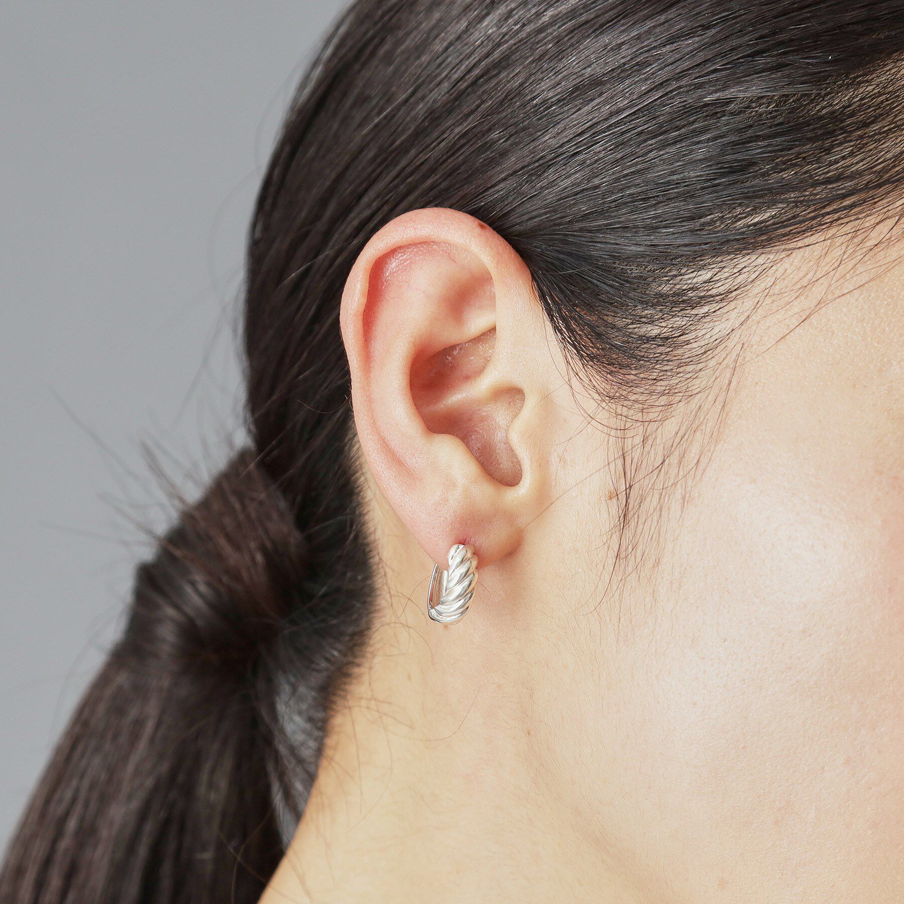 DRESSTERIOR「SV925ツイストデザインピアス」|ピアス|