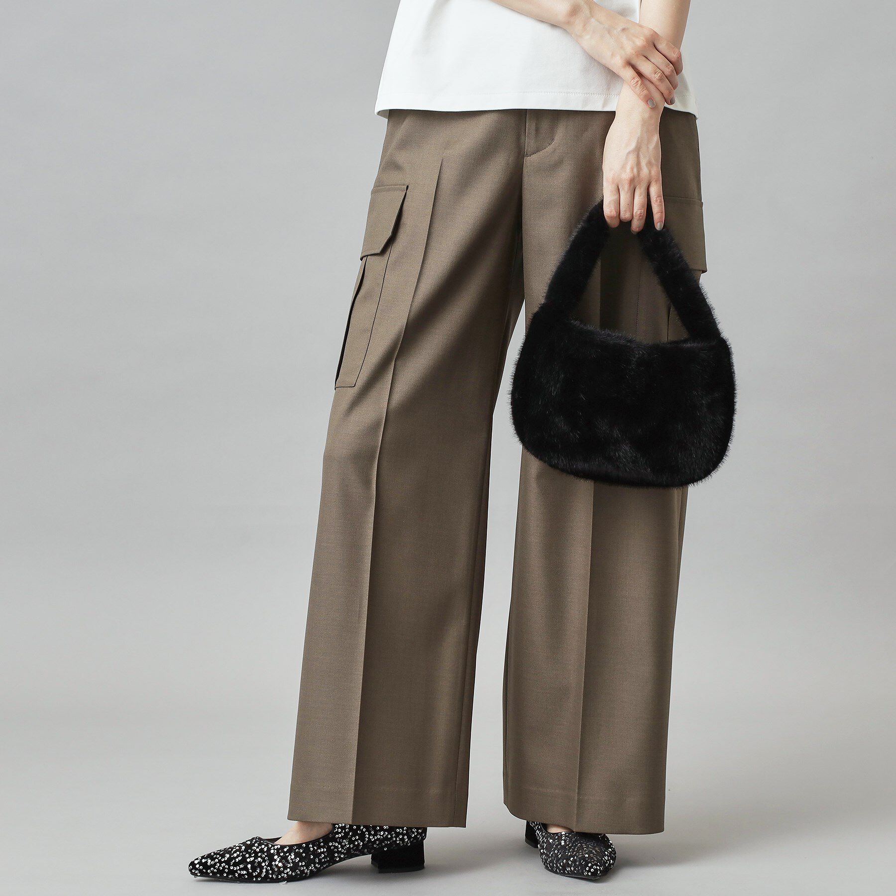 DRESSTERIOR「コンパクトフェイクファーバッグ」|ハンドバッグ|