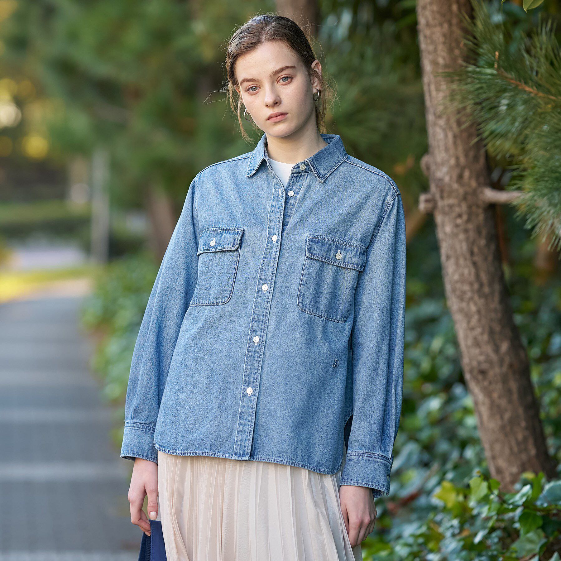 DRESSTERIOR「【ウォッシャブル/羽織りにも】ライトオンスデニムシャツ」|シャツ・ブラウス|