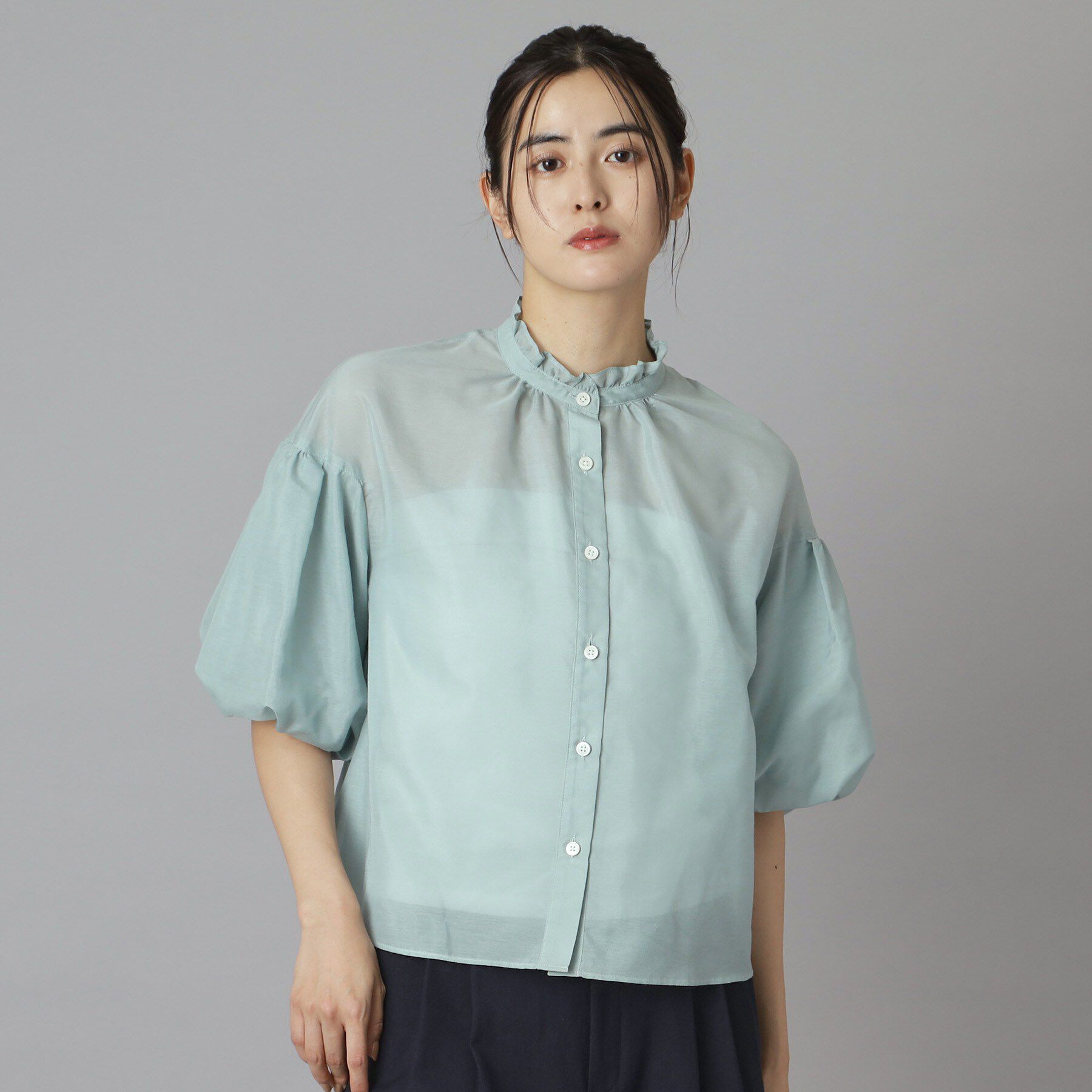 DRESSTERIOR「【1枚で着映え/ウォッシャブル】スタンドフリルボリュームスリーブブラウス」|シャツ・ブラウス|