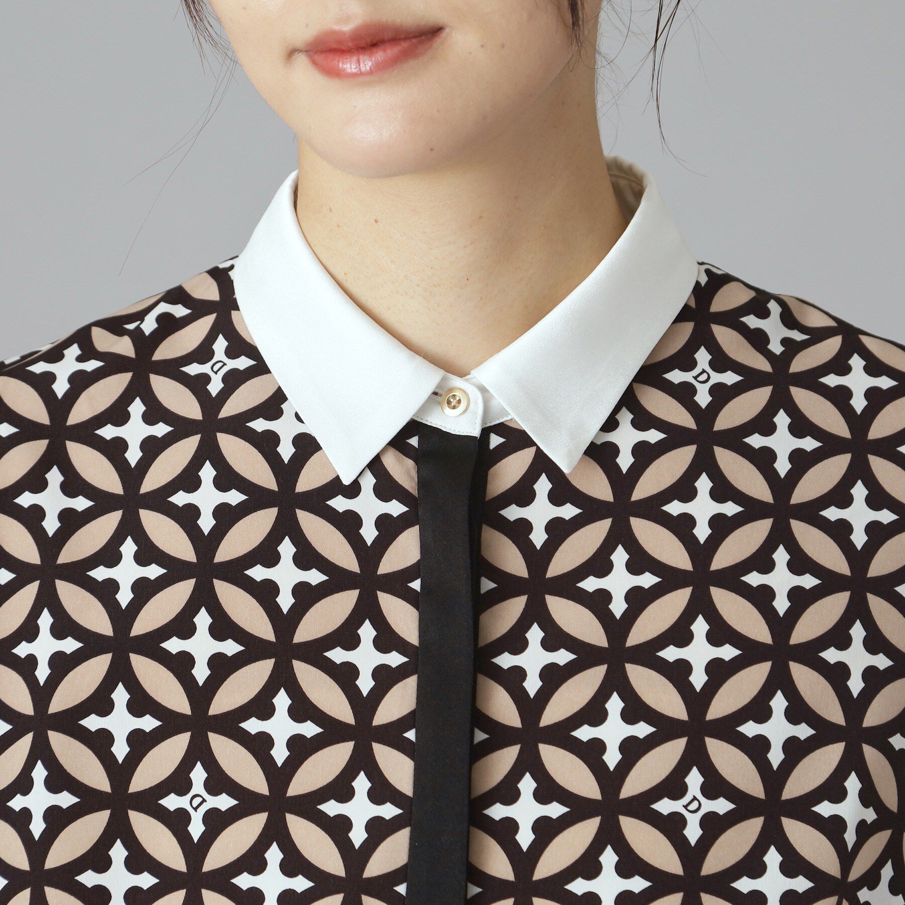 DRESSTERIOR「【着映え/ウォッシャブル】オーバーラップサークルコンビシャツ」|シャツ・ブラウス|