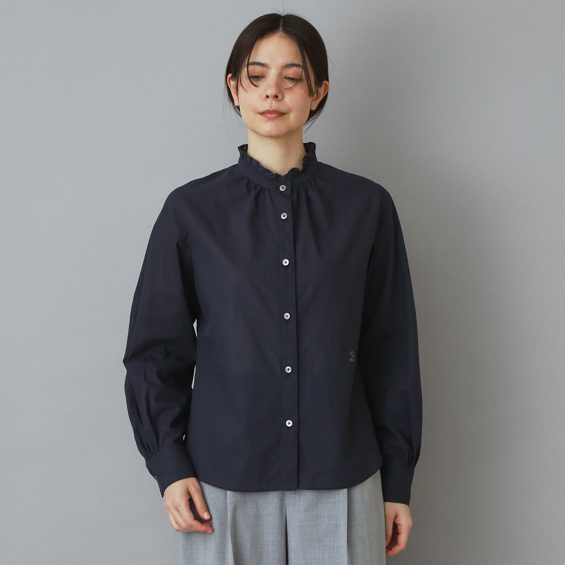 DRESSTERIOR「【ウォッシャブル/通勤】スタンドフリルネックブラウス」|シャツ・ブラウス|