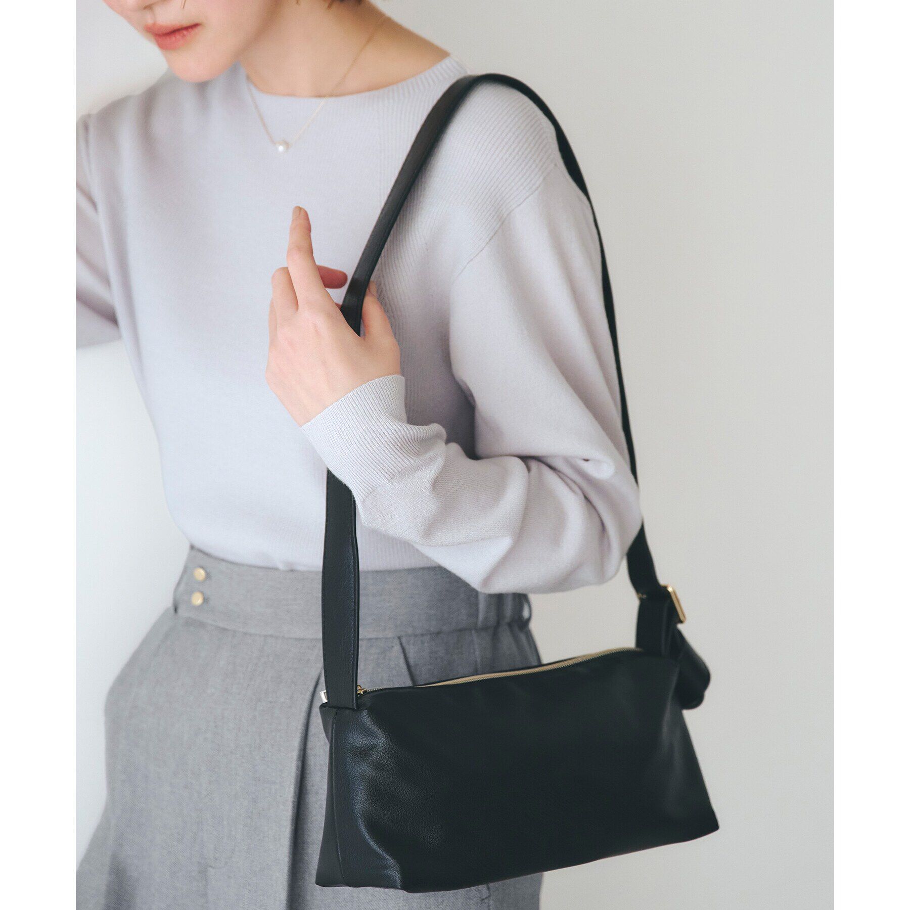 grove「スクエアミニワイドショルダー」|ショルダー・メッセンジャー|ブラック(019)