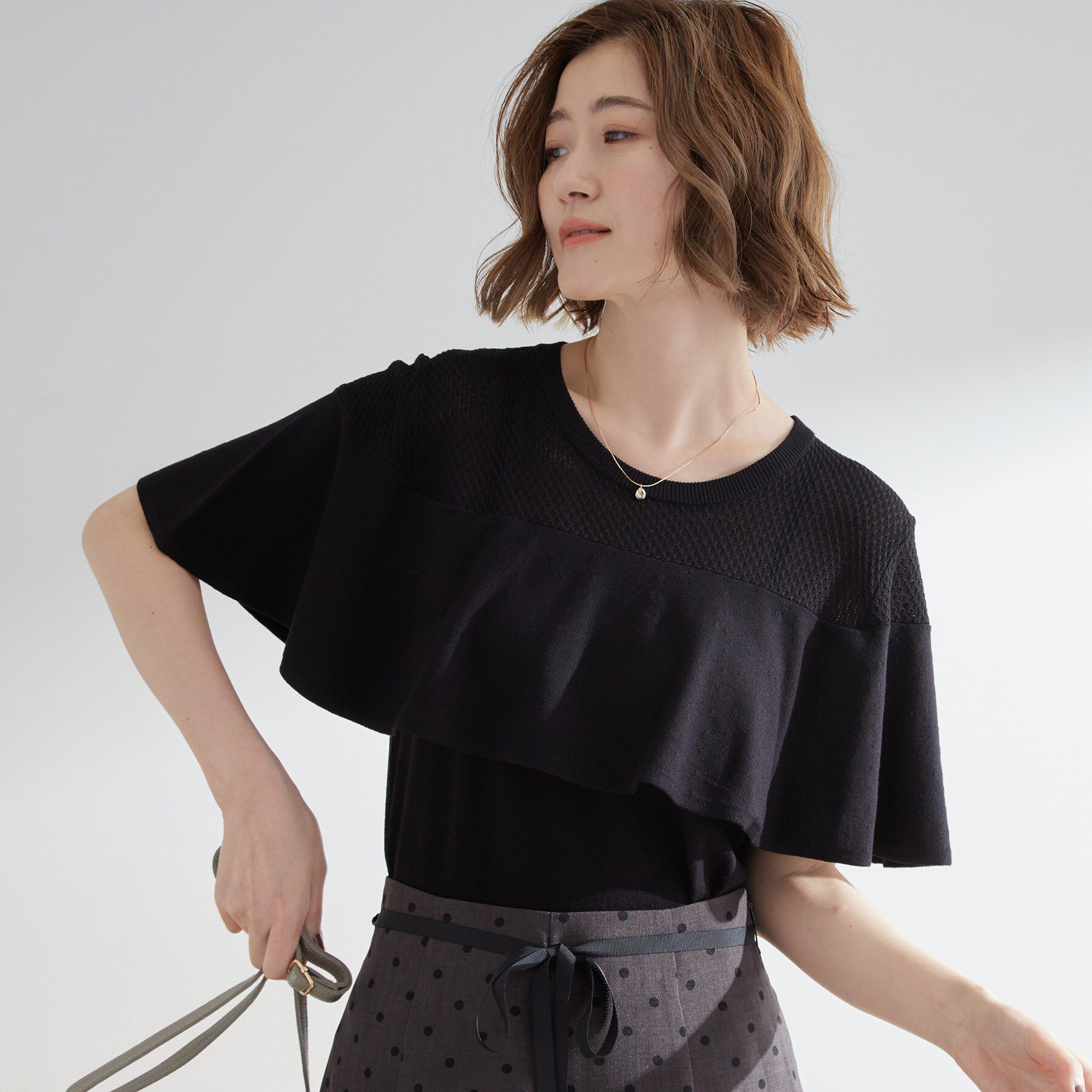 grove「涼しくて華やか1枚で差の付く　ケープフリルニット」|ニット・セーター|