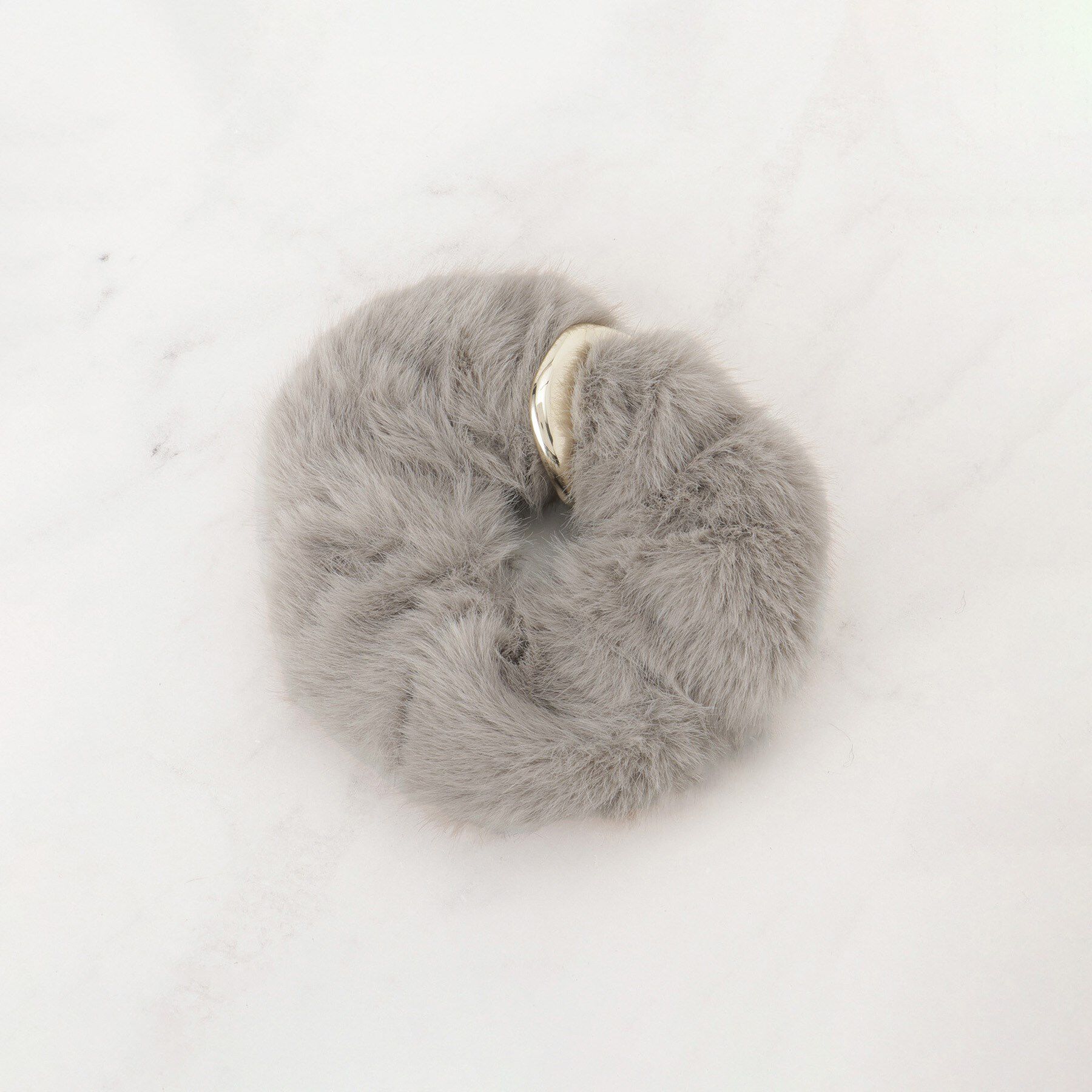 grove「フェイクファーメタルシュシュ」|その他|グレー(012)