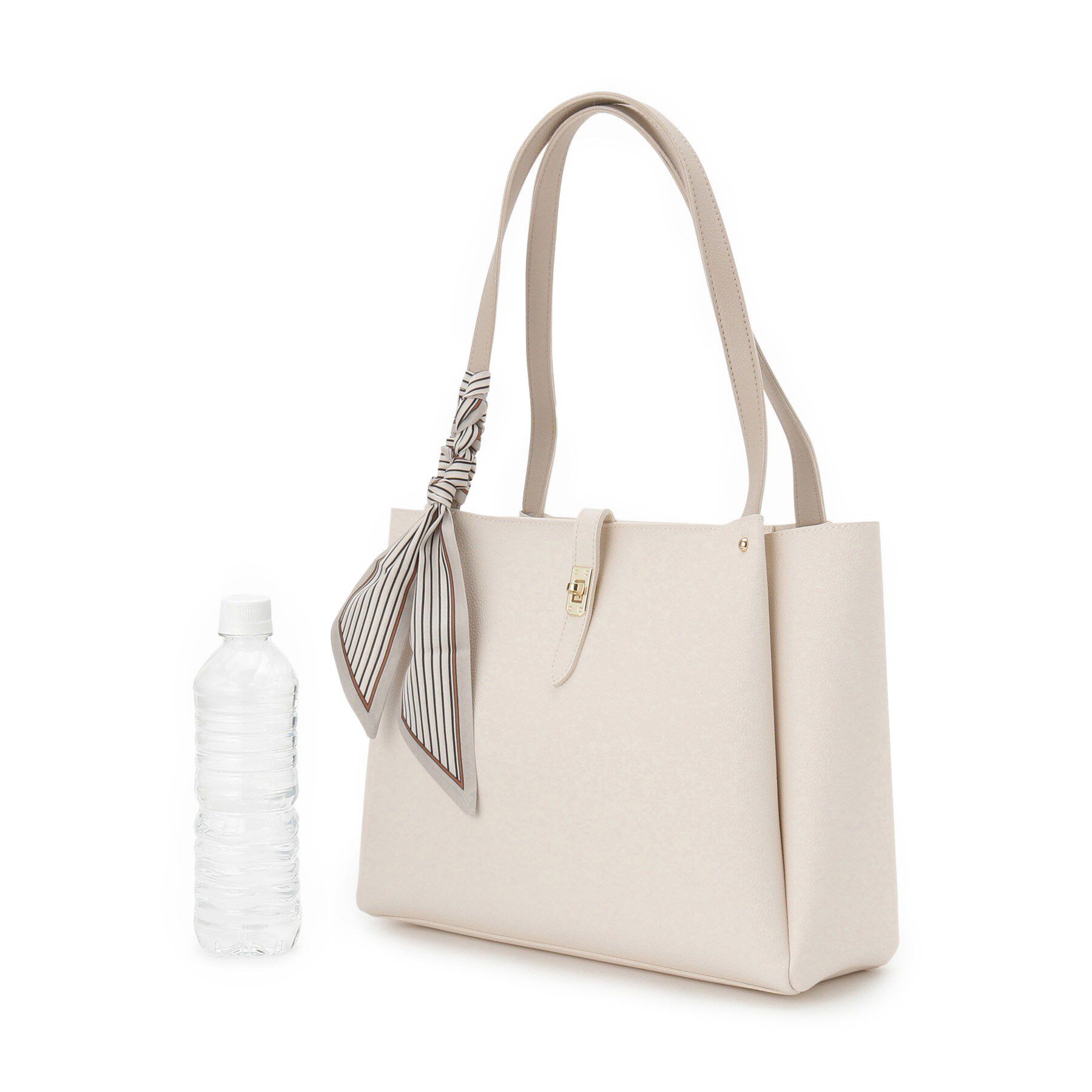 grove「【人間工学/A4】タックベルトヒネリスカーフトート」|トートバッグ|