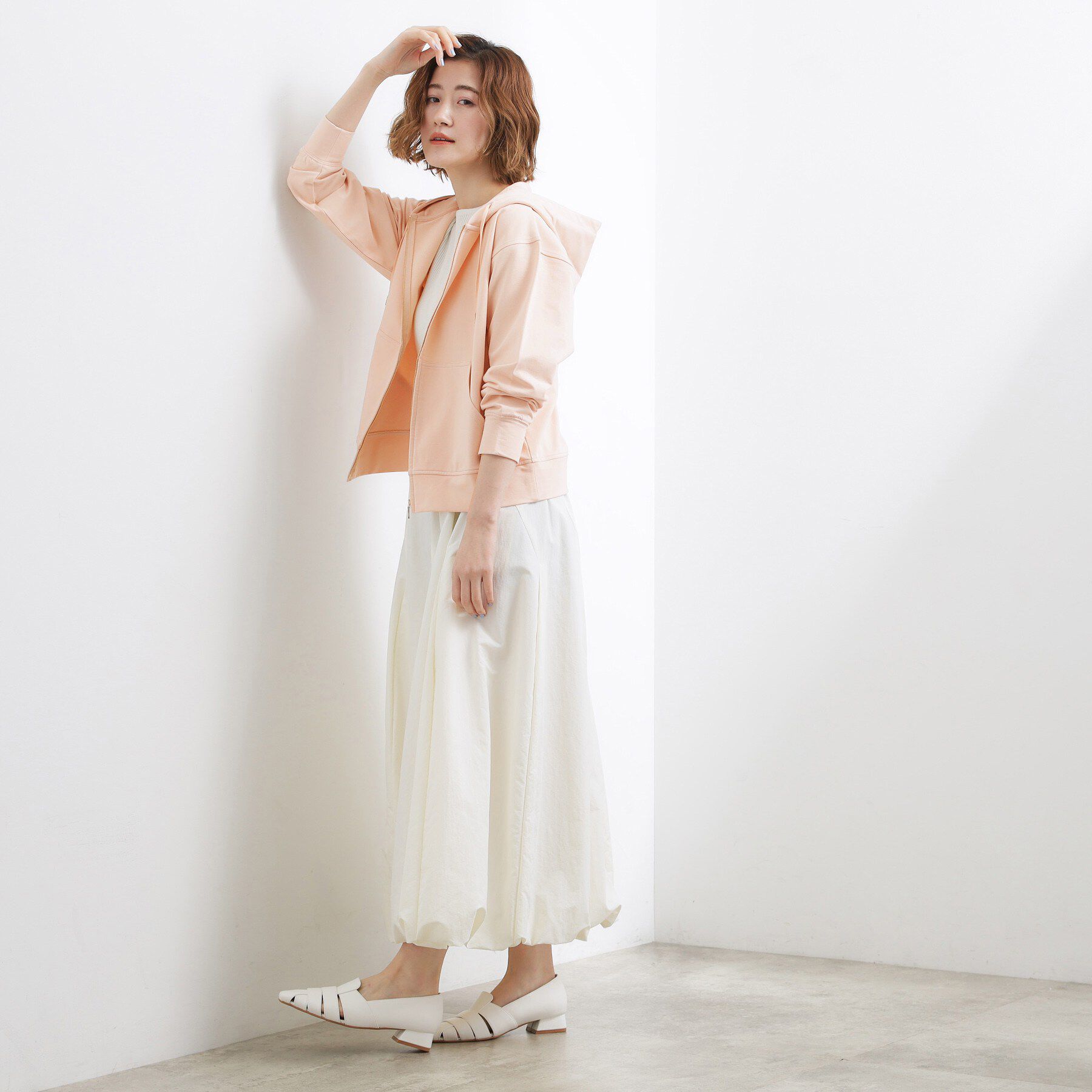 grove「軽やかに羽織れてシーズンレスに活躍！　大人のジップパーカー」|パーカー|