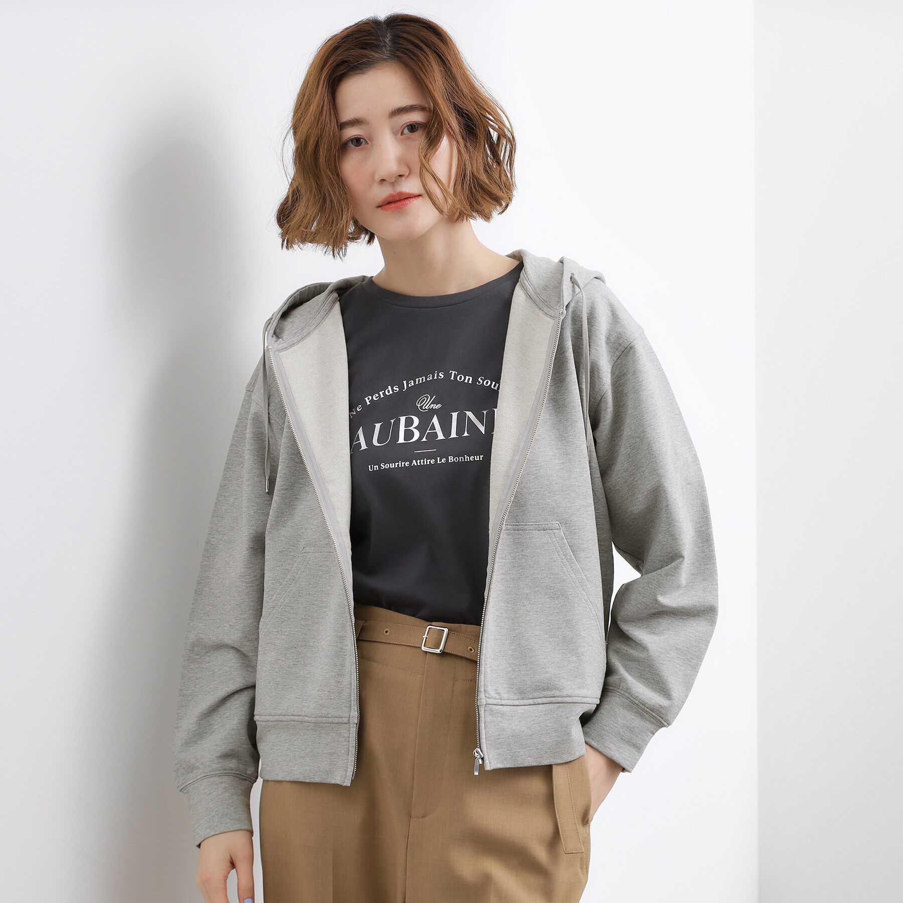 grove「軽やかに羽織れてシーズンレスに活躍！　大人のジップパーカー」|パーカー|