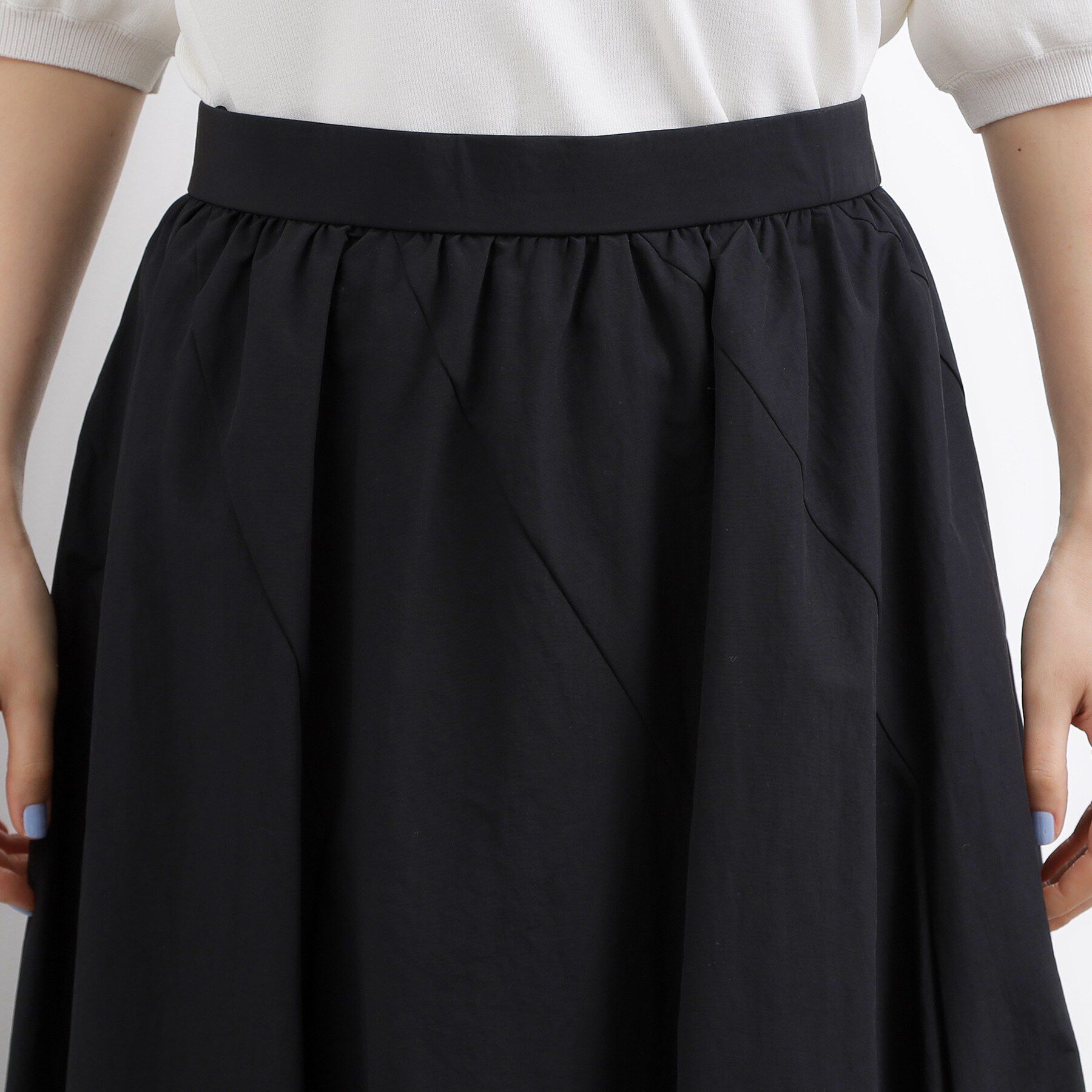 grove「軽やかに揺れて、旬のムードを纏う エスカルゴバルーンスカート」|スカート|