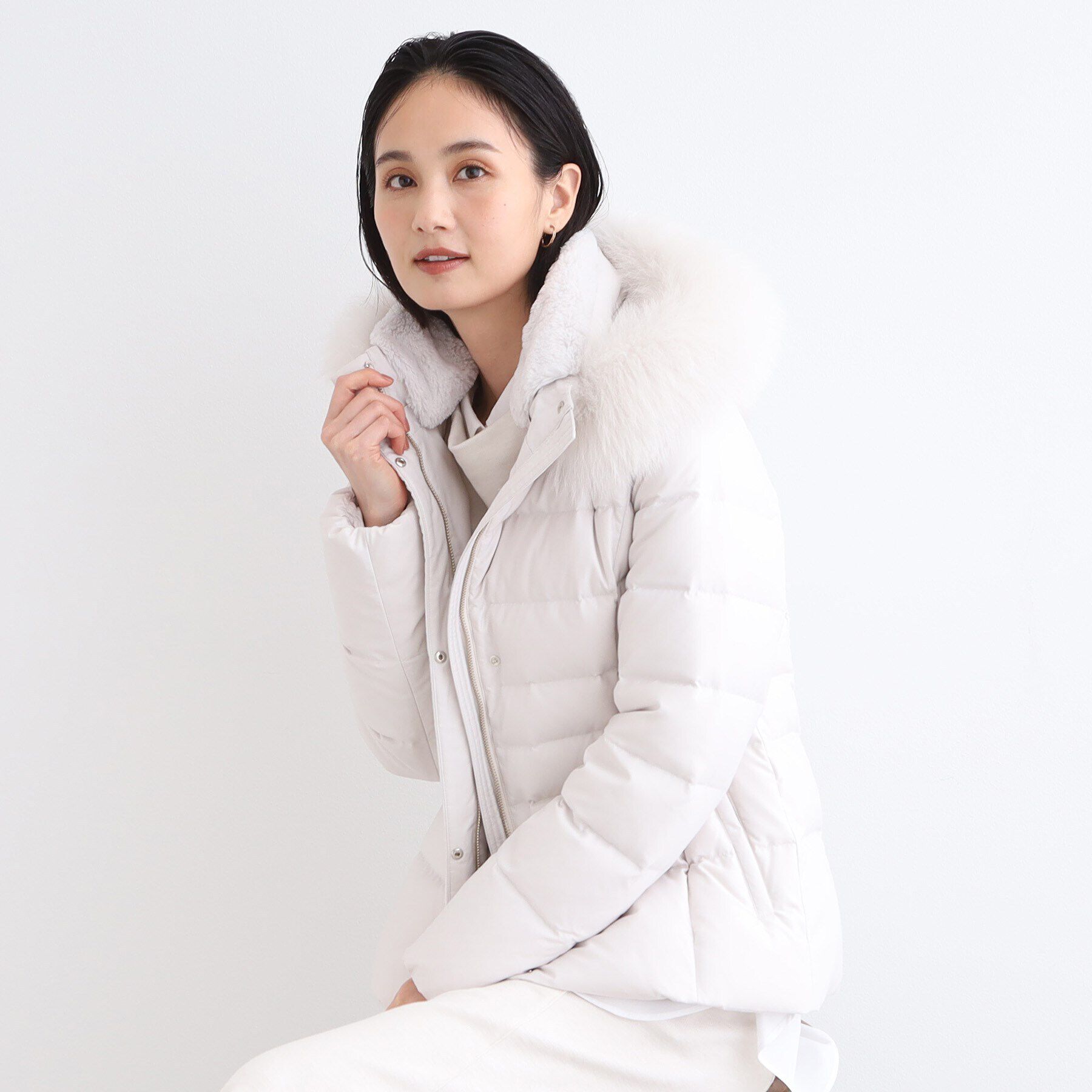 INDIVI「【名品／撥水／抗菌防臭】ショート リサイクルダウンコート」|ダウン|ライトグレー(011