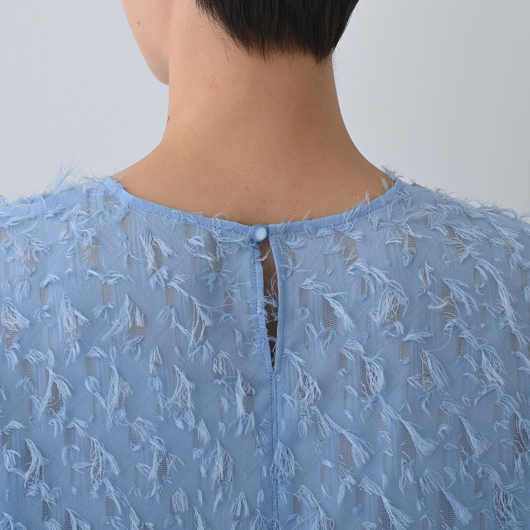 INDIVI「【トレンド／ヘアリー】フリンジカットジャカードTブラウス」|シャツ・ブラウス|