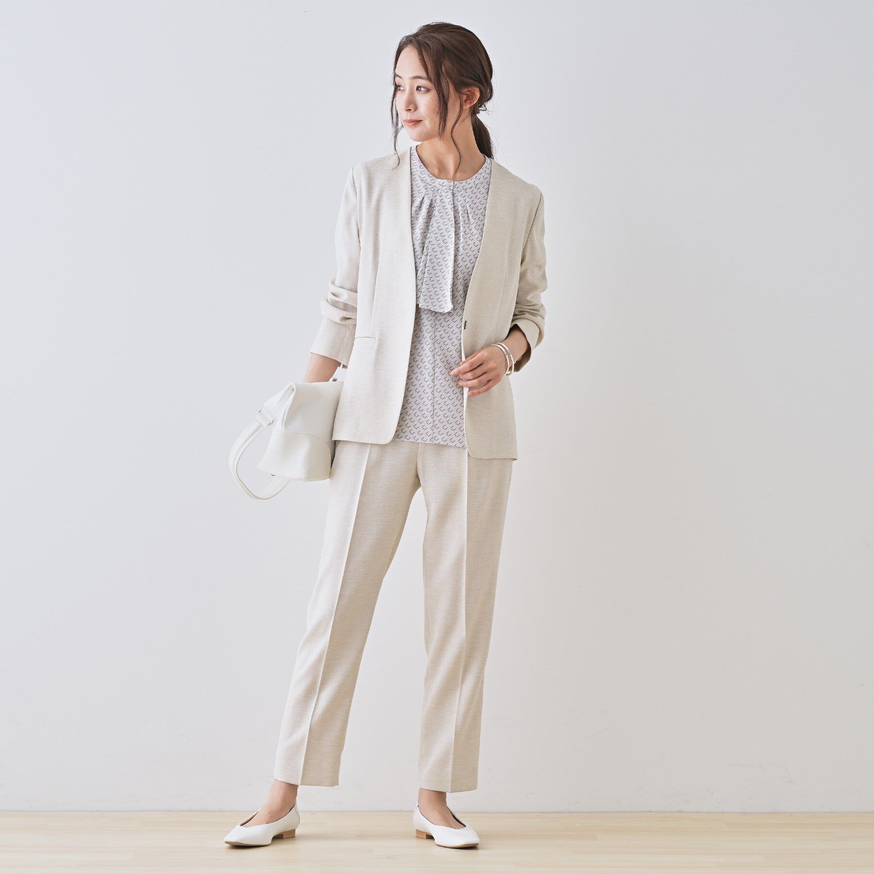 INDIVI「【洗える／UVケア】幾何学柄＆無地ボウタイブラウス」|シャツ・ブラウス|