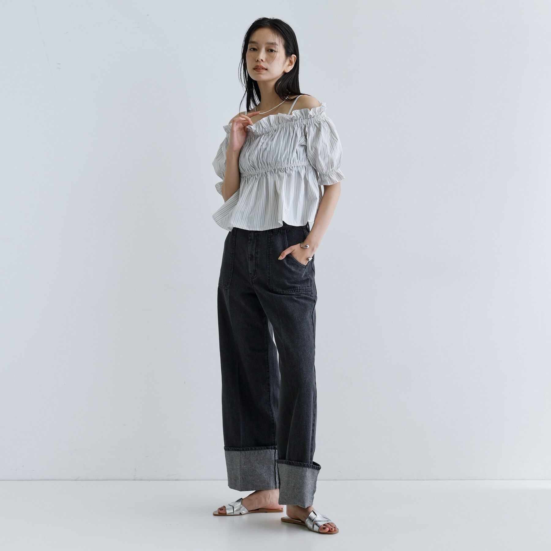 GALLEST「【一部店舗限定】オフショルシャーリングブラウス」|シャツ・ブラウス|