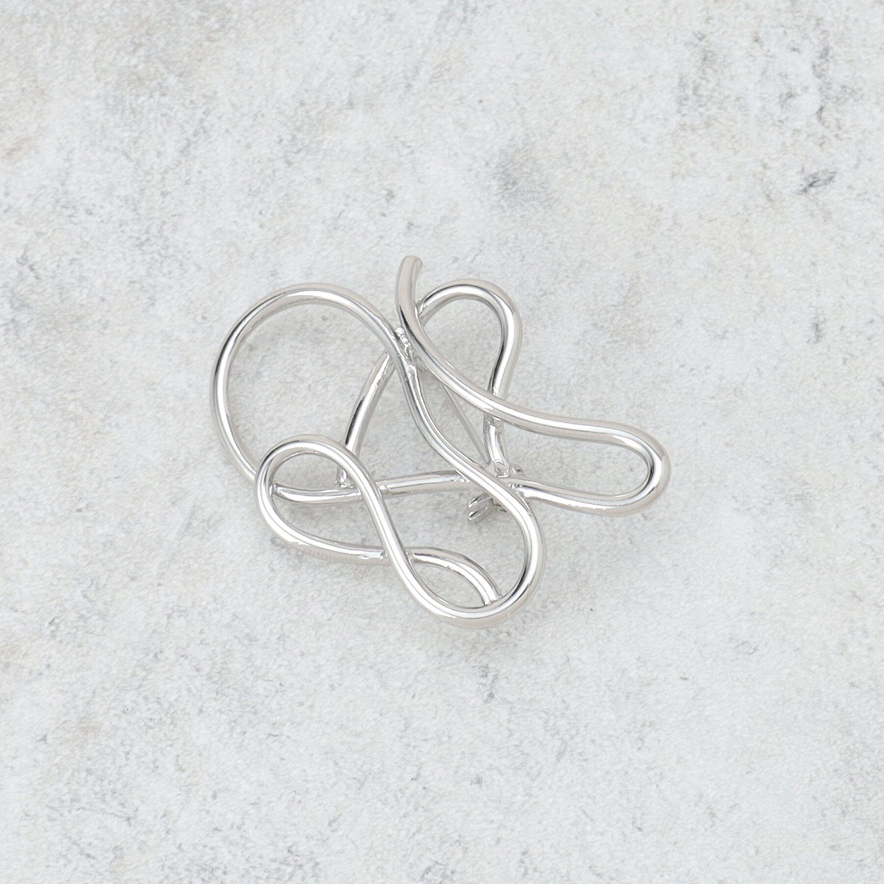 INDIVI「【セレモニー／デイリー】ラインモチーフブローチ」|ブローチ・コサージュ|