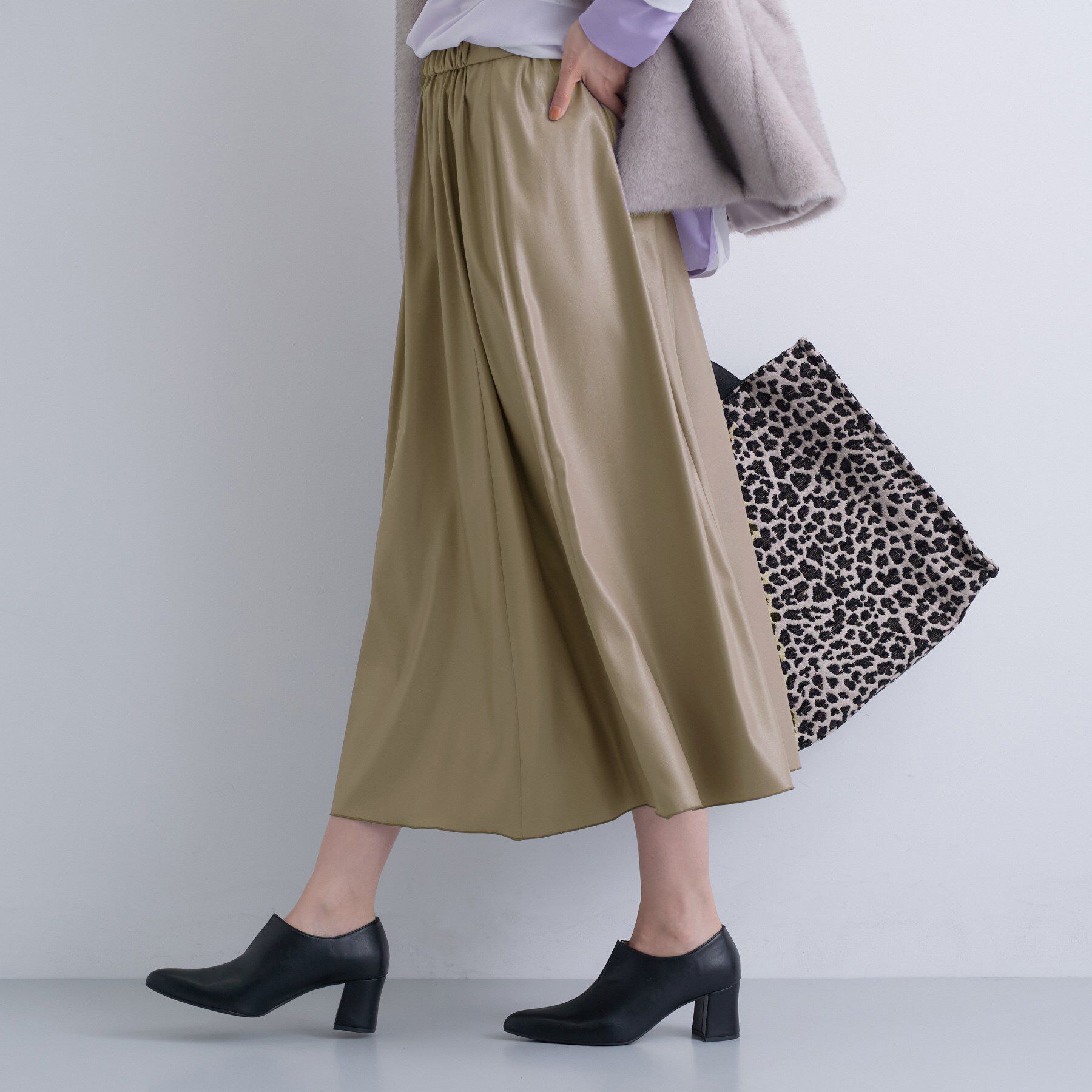 INDIVI「レザー調ギャザースカート」|スカート|