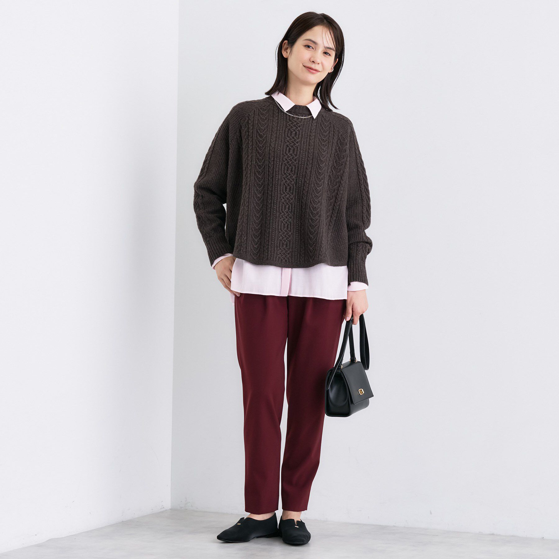 INDIVI「【洗える】ケーブルデザイン ラウンドヘムニット」|ニット・セーター|