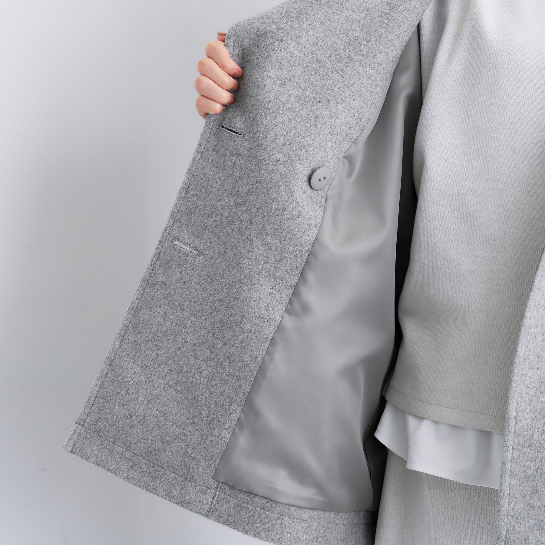 INDIVI「【軽やか／ゆったり】ウール混ショートトレンチコート」|トレンチコート|