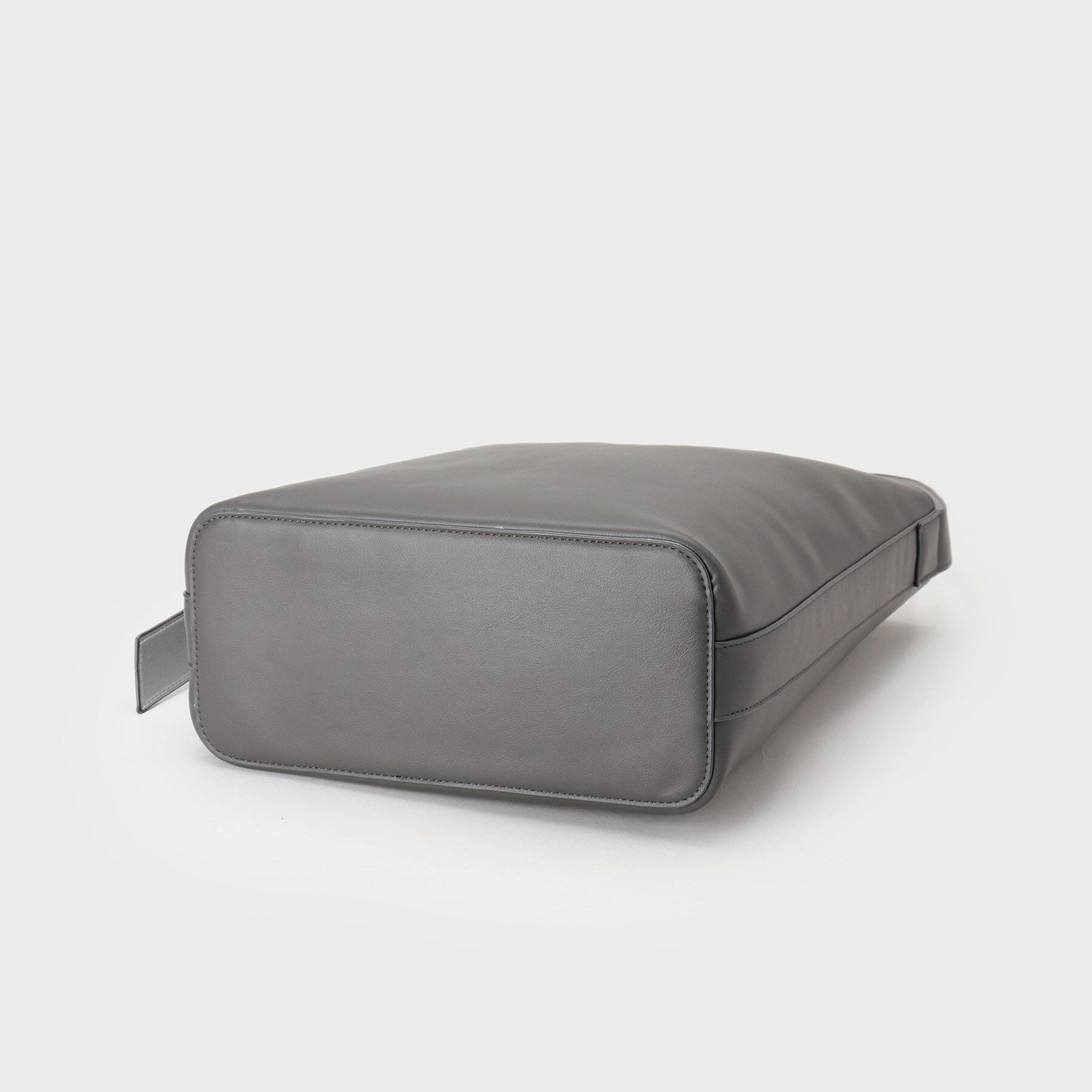 INDIVI「【A4収納可能／合皮】配色デザインワンショルダーバッグ」|ショルダー・メッセンジャー|