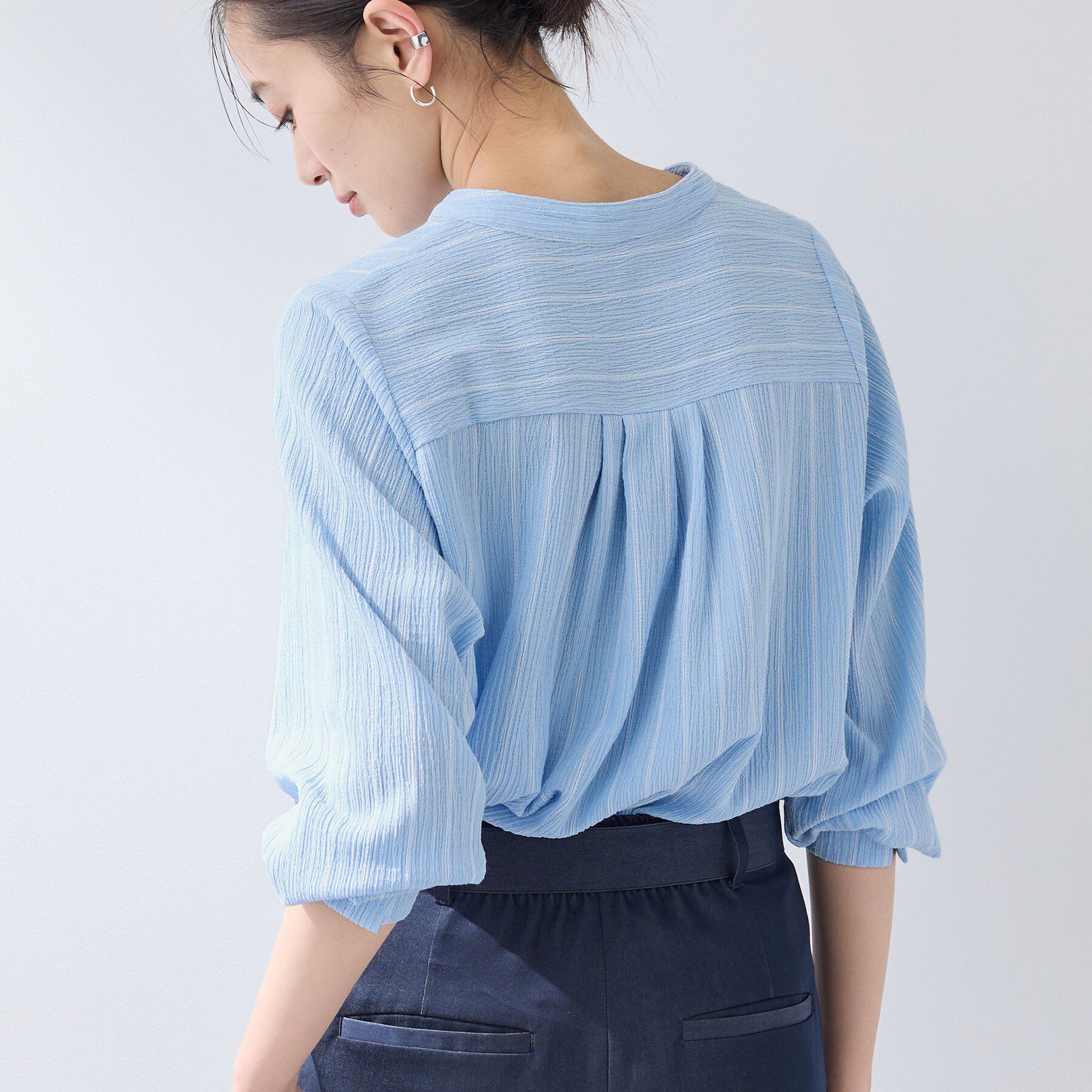 INDIVI「【洗える／着心地楽ちん】ブラウス風ストライプカットソートップス」|Tシャツ・カットソー|