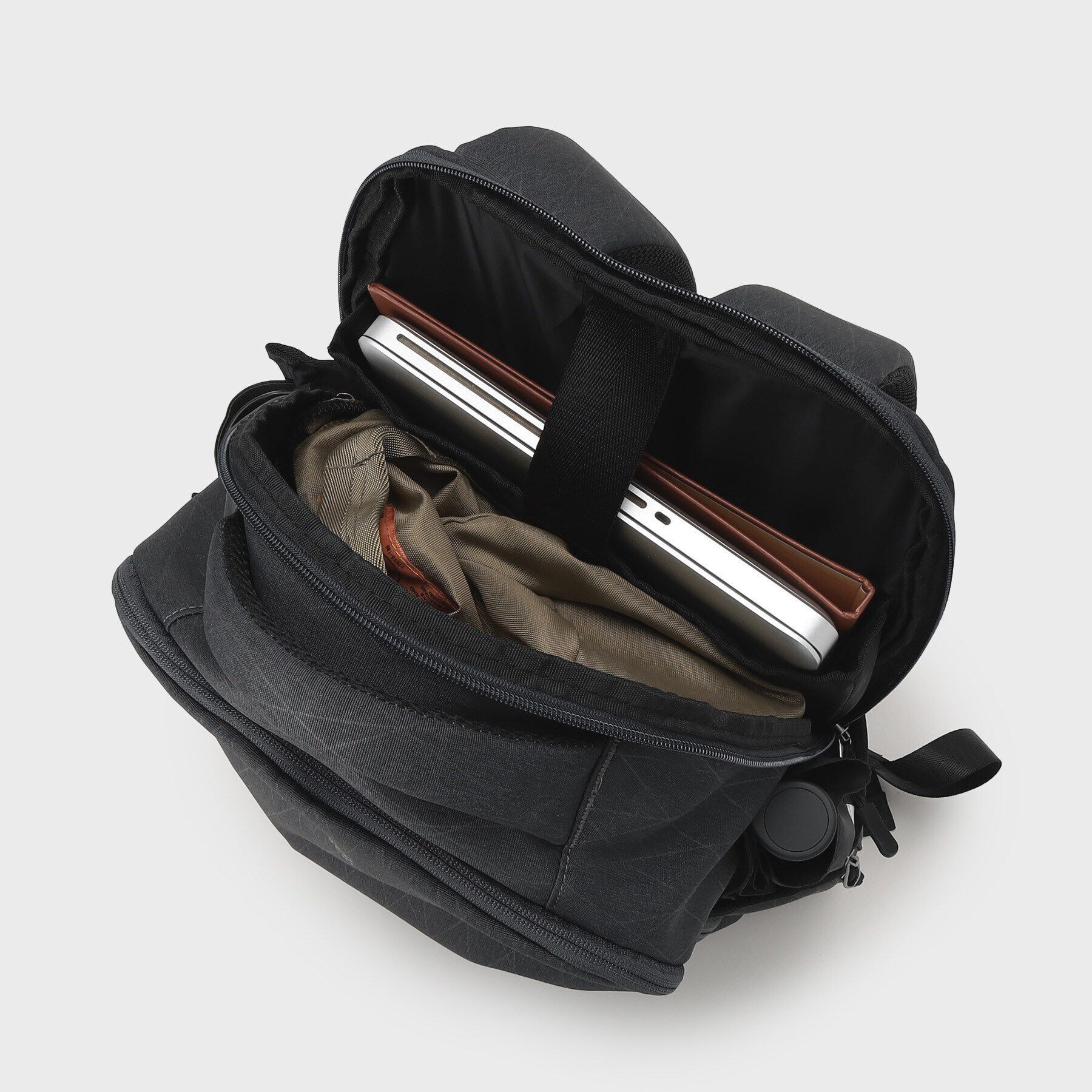 TAKEO KIKUCHI「【多機能・軽量】シャドーライン リュック」|リュック|