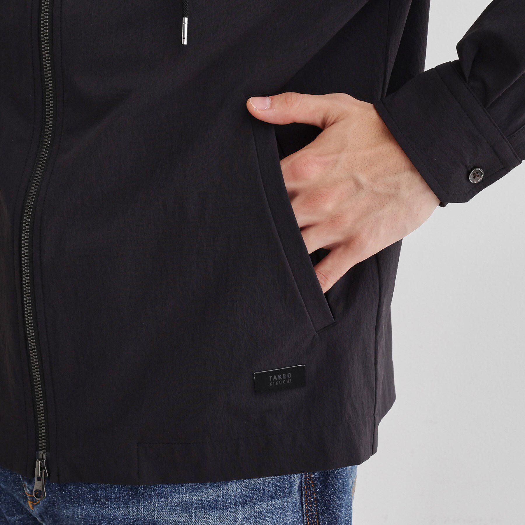 TAKEO KIKUCHI「【3D ナイロン ストレッチ】ジップアップ フードブルゾン」|ブルゾン・スタジャン|